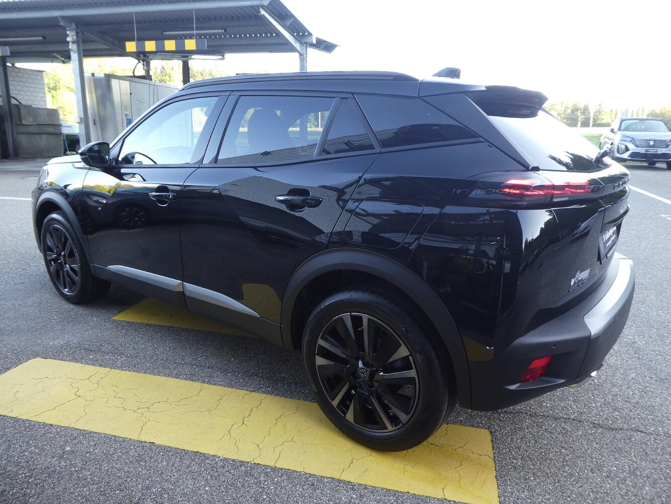 PEUGEOT 2008 1.2 Hybrid 145 GT Exclusive, Mild-Hybrid Benzin/Elektro, Neuwagen, Automatik - 5