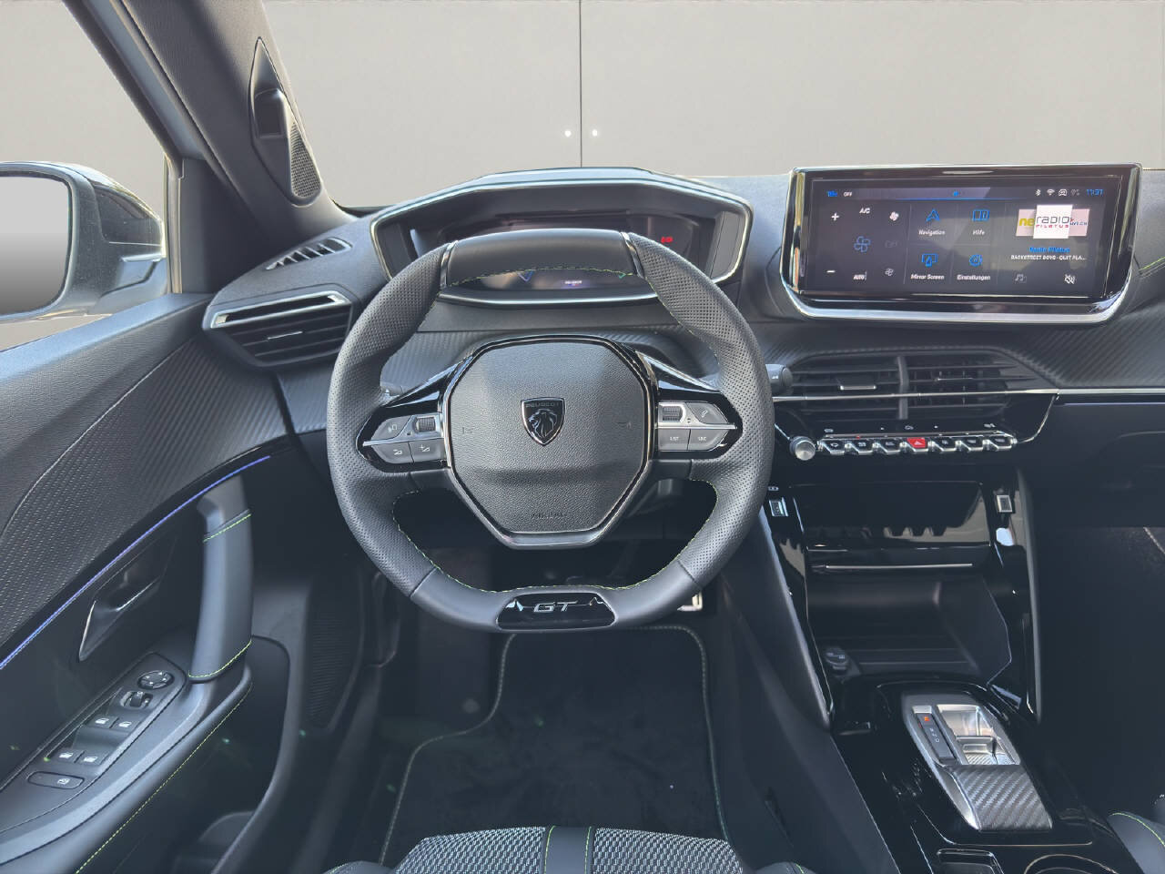 PEUGEOT 2008 1.2 Hybrid 145 GT, Mild-Hybrid Benzin/Elektro, Neuwagen, Automatik - 7
