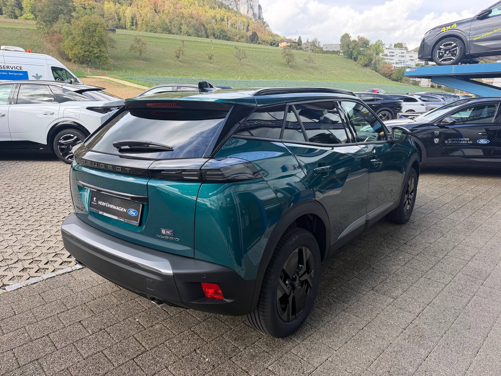 PEUGEOT 2008 1.2 Hybrid 145 Envy, Hybride Léger Essence/Électricité, Voiture nouvelle, Automatique - 4