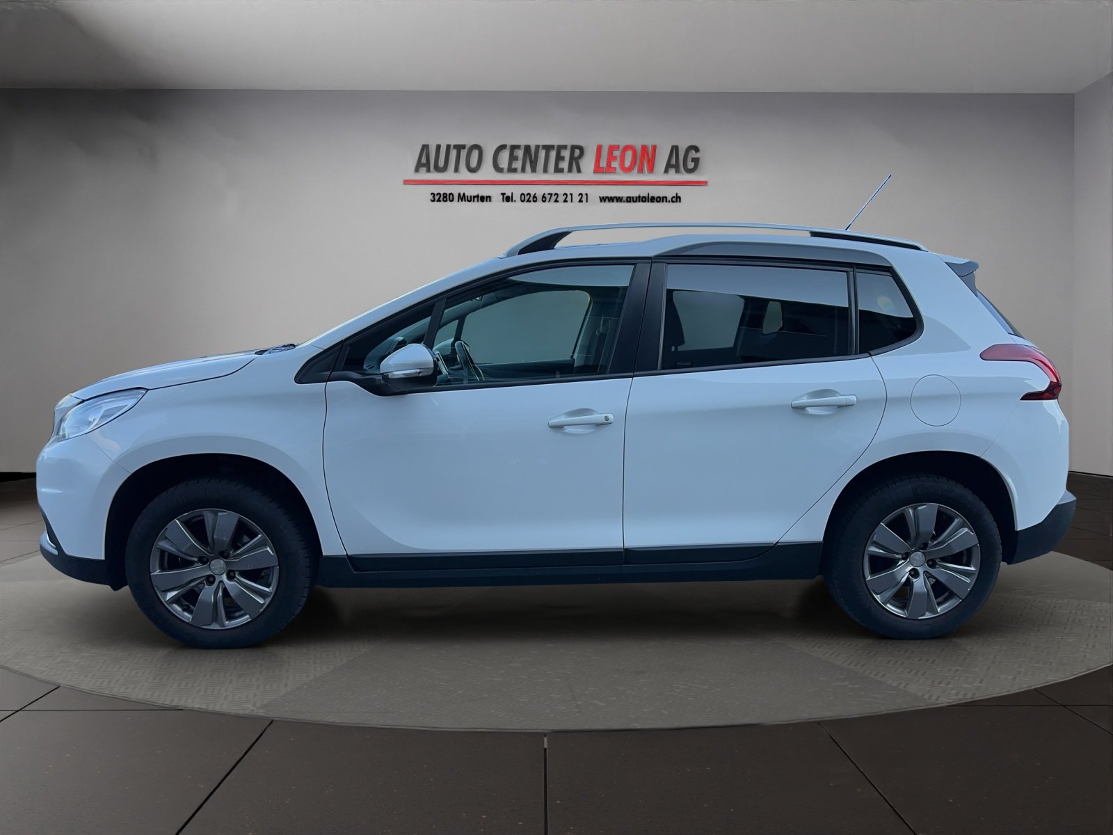 PEUGEOT 2008 1.2 VTI Access, Benzin, Occasion / Gebraucht, Handschaltung - 2