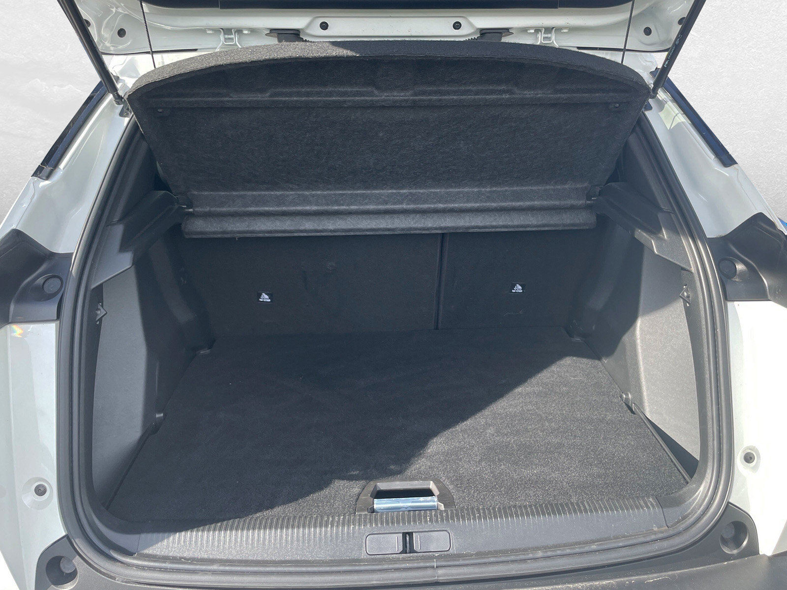PEUGEOT 2008 e-Allure Pack, Elettrica, Occasioni / Usate, Automatico - 7