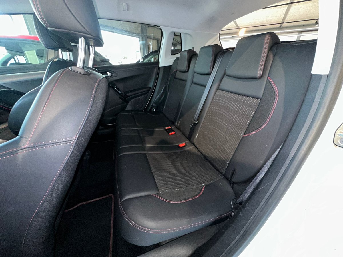 PEUGEOT 2008 1.2 PureTech GT Line EAT6, Benzina, Occasioni / Usate, Automatico - 7