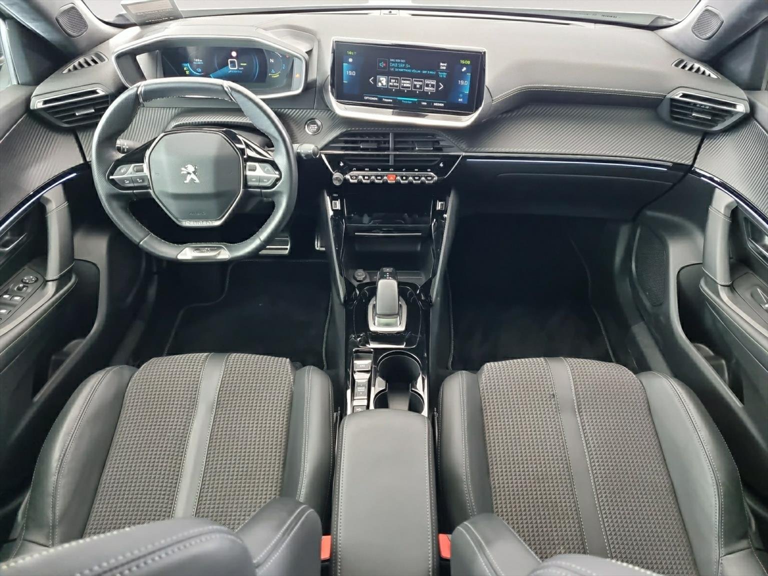 PEUGEOT 2008 e GT, Elektro, Occasion / Gebraucht, Automatik - 6