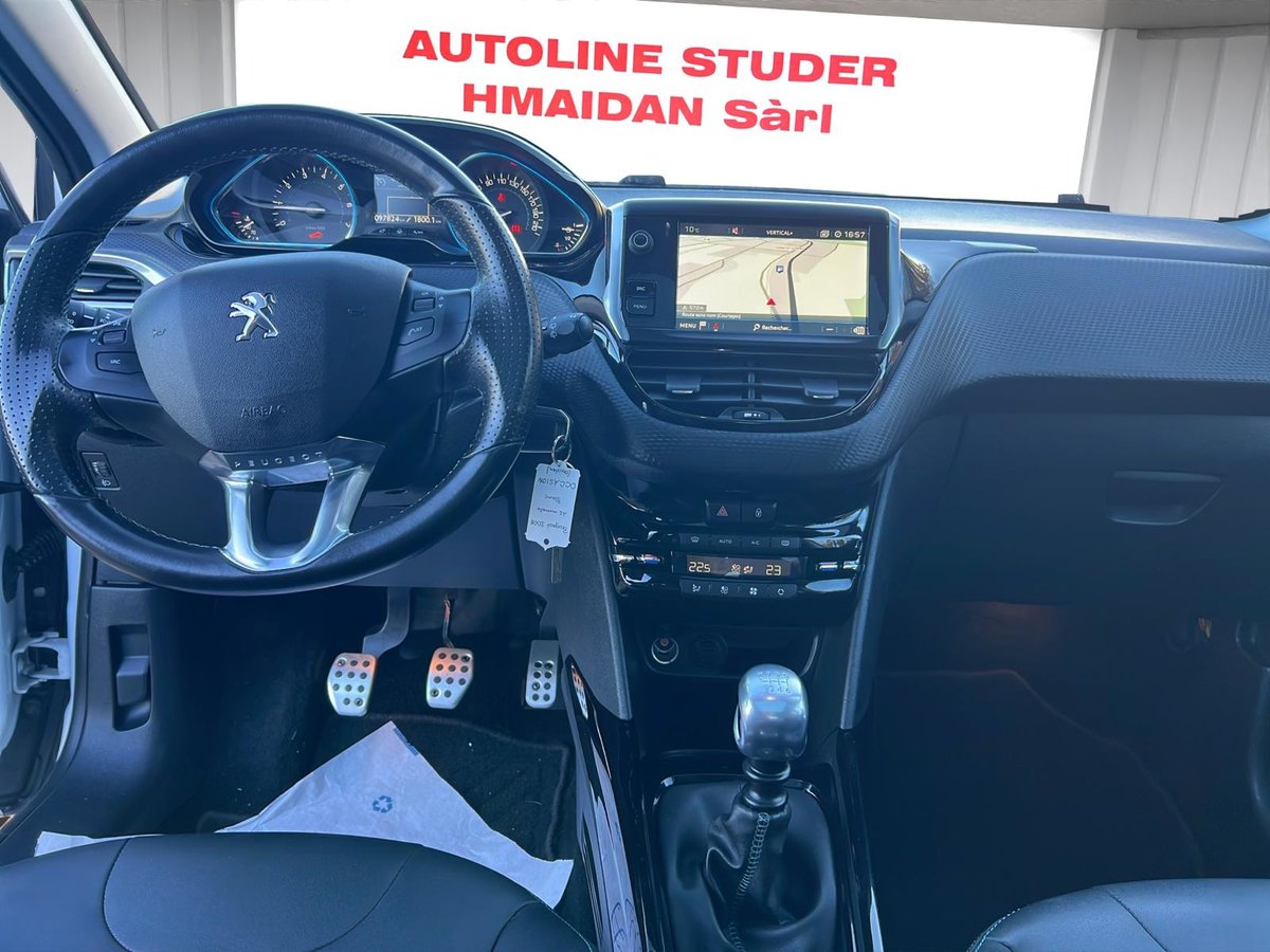 PEUGEOT 2008 1.2 PureTech Crossway, Benzin, Occasion / Gebraucht, Handschaltung - 7