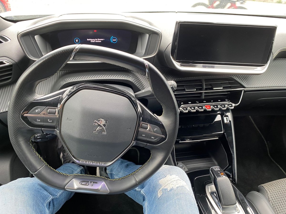 PEUGEOT 2008 e GT, Elettrica, Occasioni / Usate, Automatico - 4