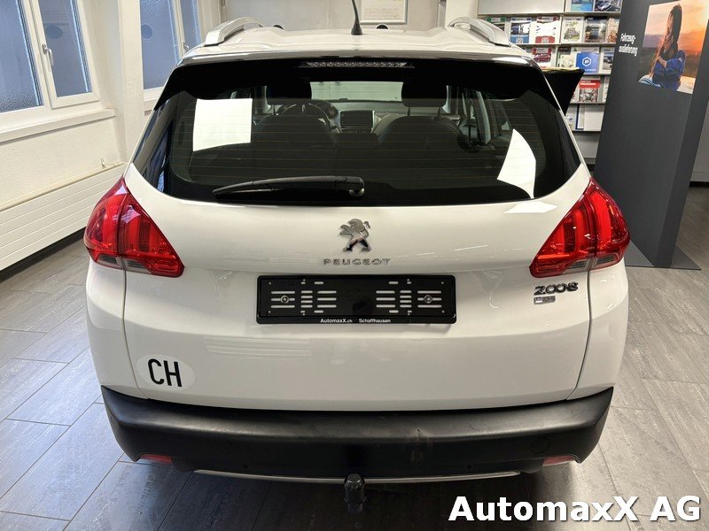 PEUGEOT 2008 1.6 e-HDi 92 Style EGS, Diesel, Occasion / Gebraucht, Automatik - 5