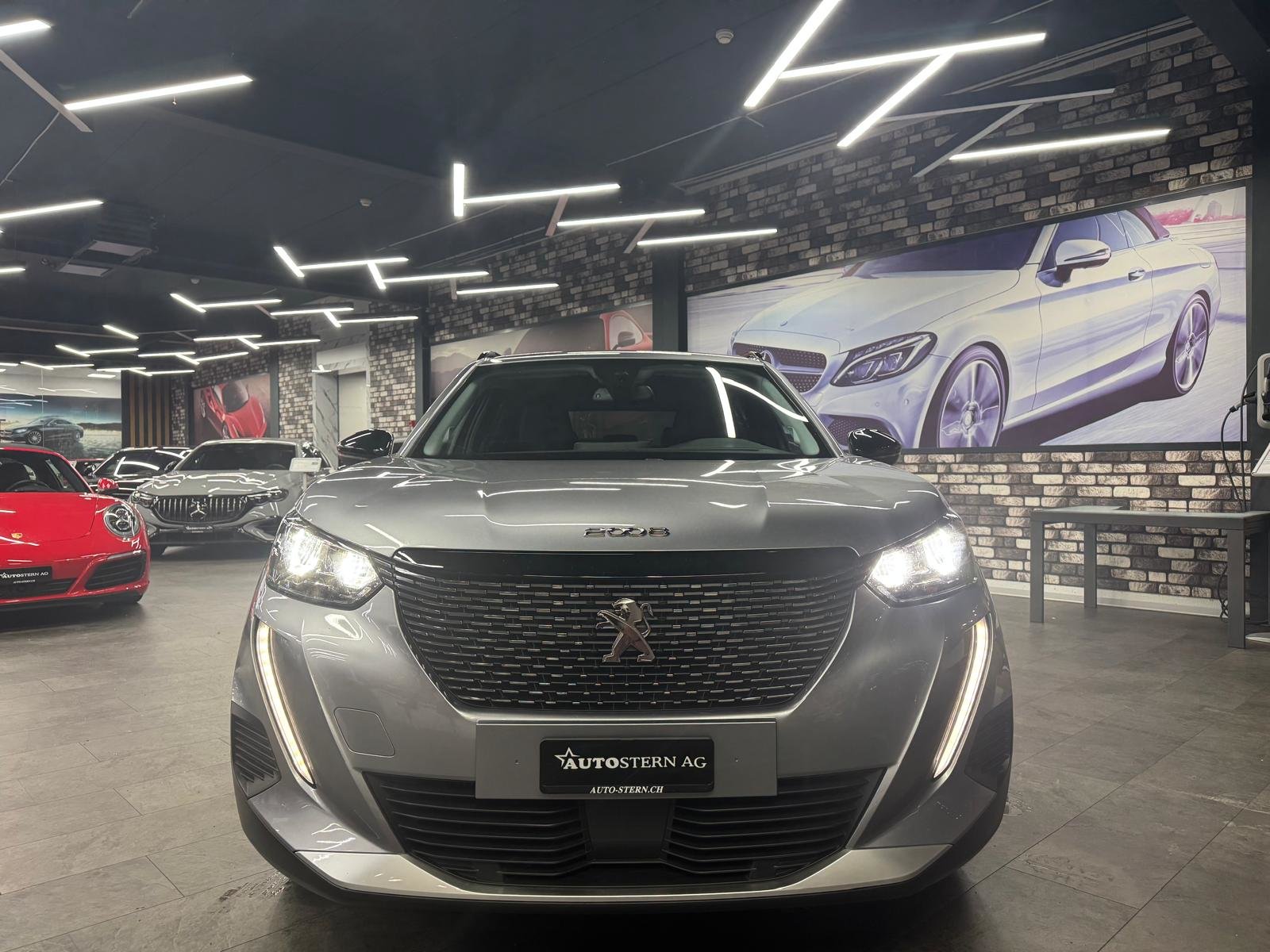 PEUGEOT 2008 1.5 BlueHDi Allure Pack EAT8, Diesel, Second hand / Used, Automatic - 3