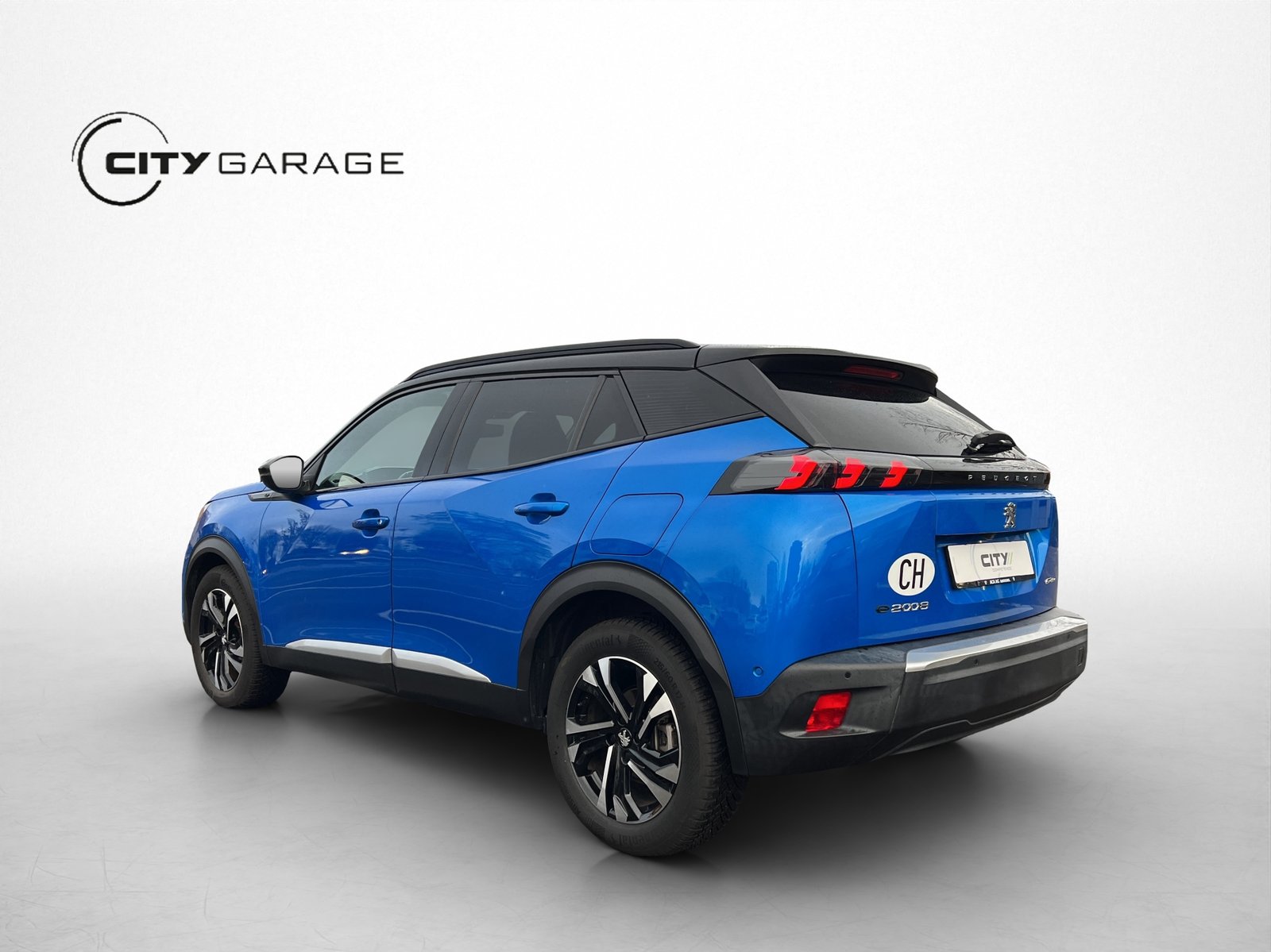 PEUGEOT 2008 e-GT Line, Elektro, Occasion / Gebraucht, Automatik - 3