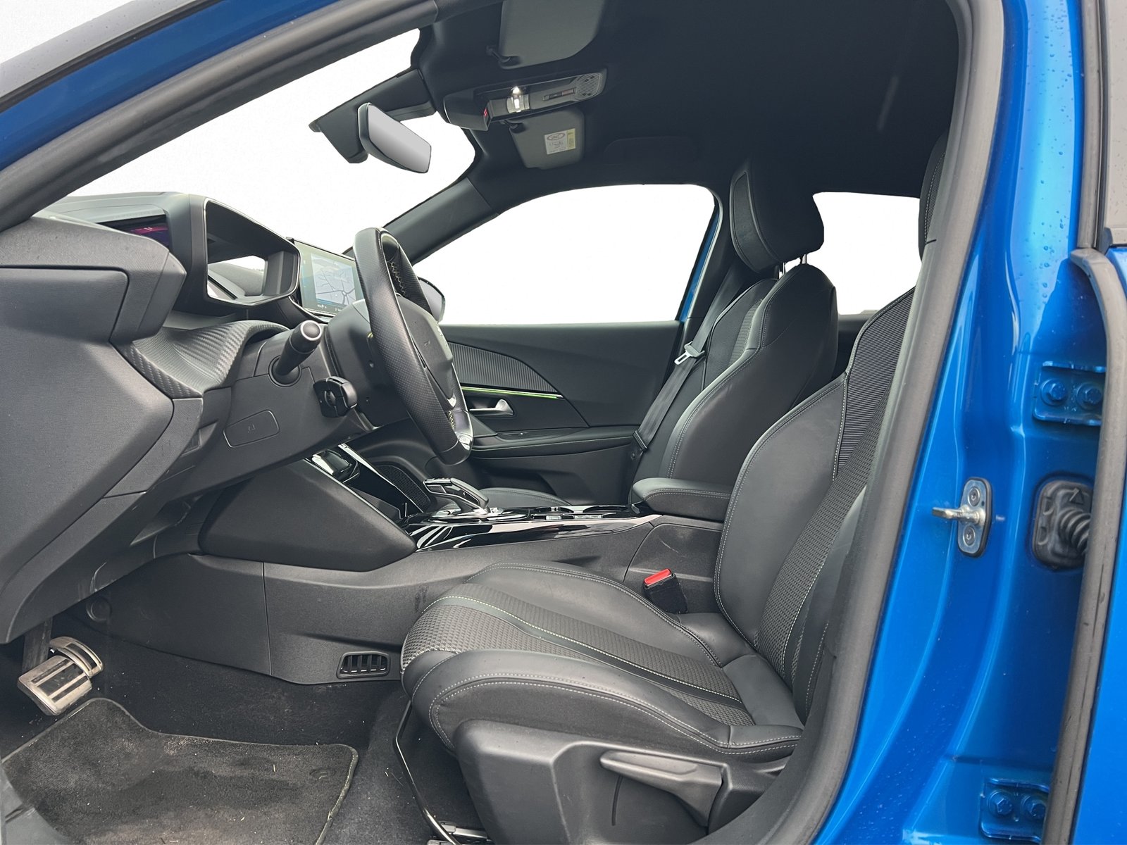 PEUGEOT 2008 e-GT Line, Elektro, Occasion / Gebraucht, Automatik - 7