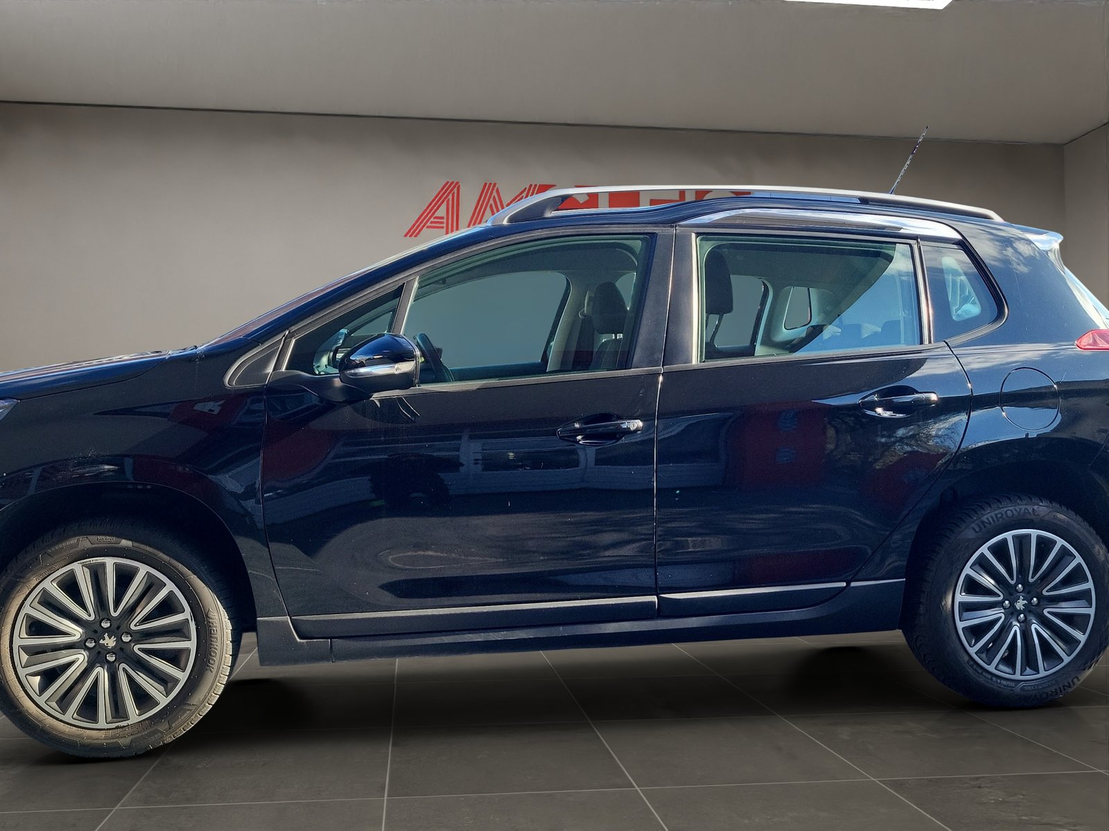 PEUGEOT 2008 Geländewagen 1.2 PureTech Active, Benzin, Occasion / Gebraucht, Handschaltung - 2