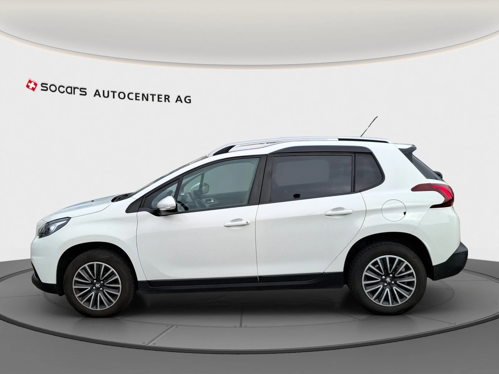 PEUGEOT 2008 1.2 PureTech Active // Rückfahrkamera / Navi /, Benzin, Occasion / Gebraucht, Handschaltung - 5