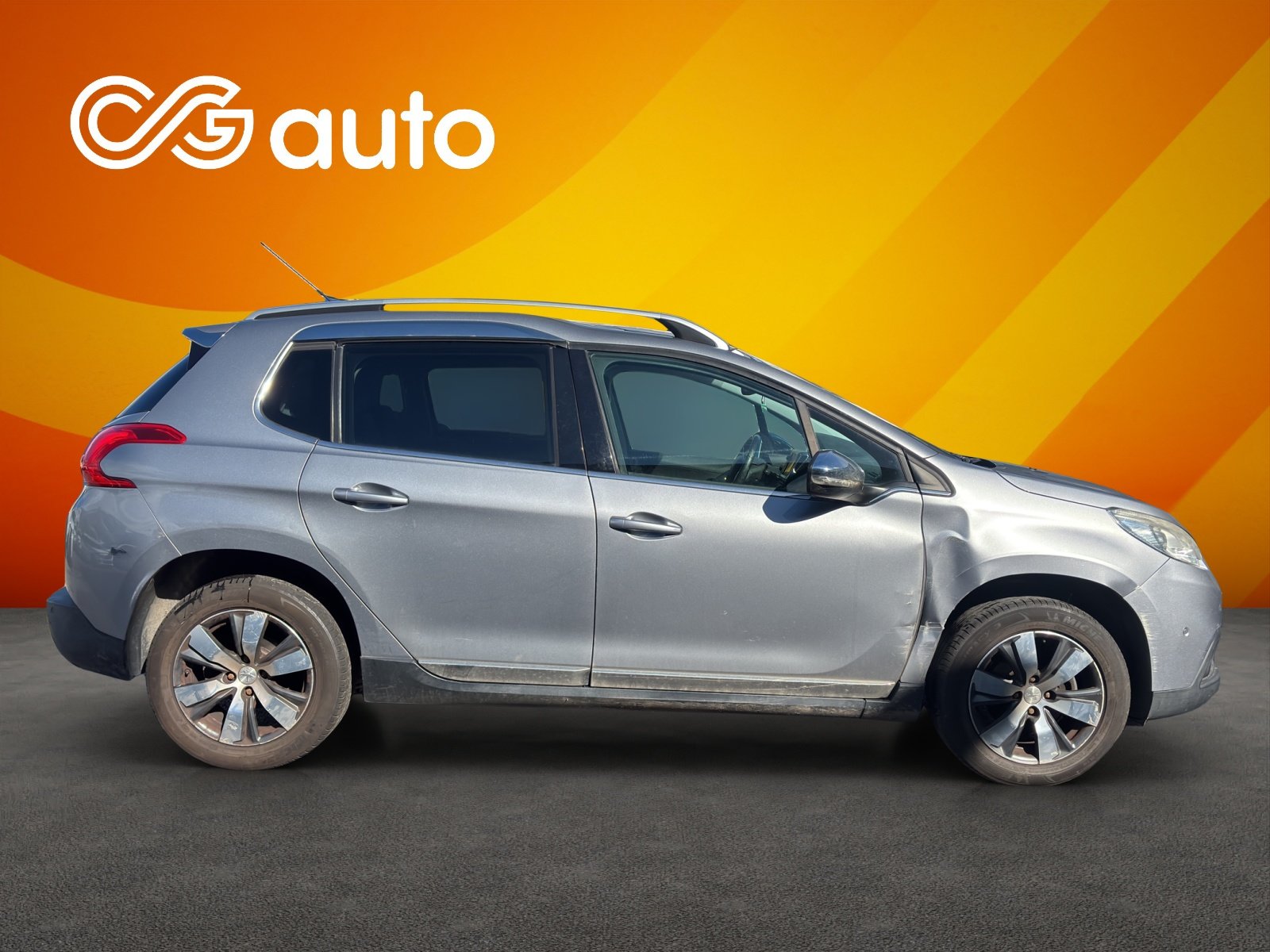 PEUGEOT 2008 1.6 e-HDi Allure, Diesel, Second hand / Used, Manual - 5
