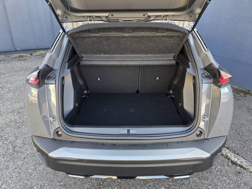 PEUGEOT 2008 NEW 1.2 Hybrid 145 Allure Premium, Mild-Hybrid Benzin/Elektro, Occasion / Gebraucht, Automatik - 5