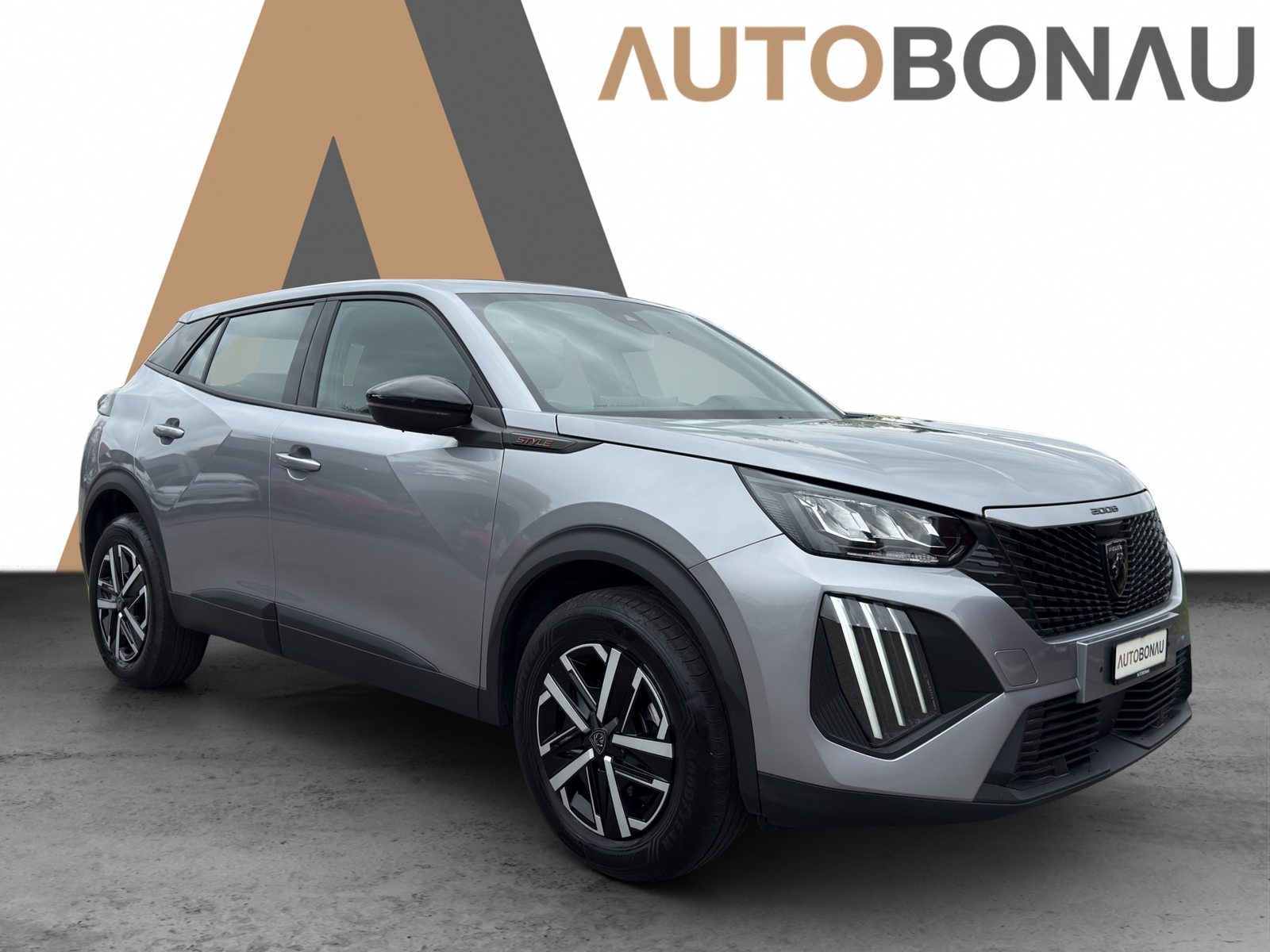 PEUGEOT 2008 1.2 Hybrid 145 Style, Mild-Hybrid Petrol/Electric, Second hand / Used, Automatic - 7