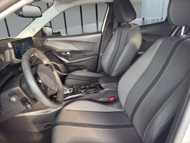 PEUGEOT 2008 e Allure Pack // Sièges AV chauffants/Pack Dri, Électrique, Occasion / Utilisé, Automatique - 7