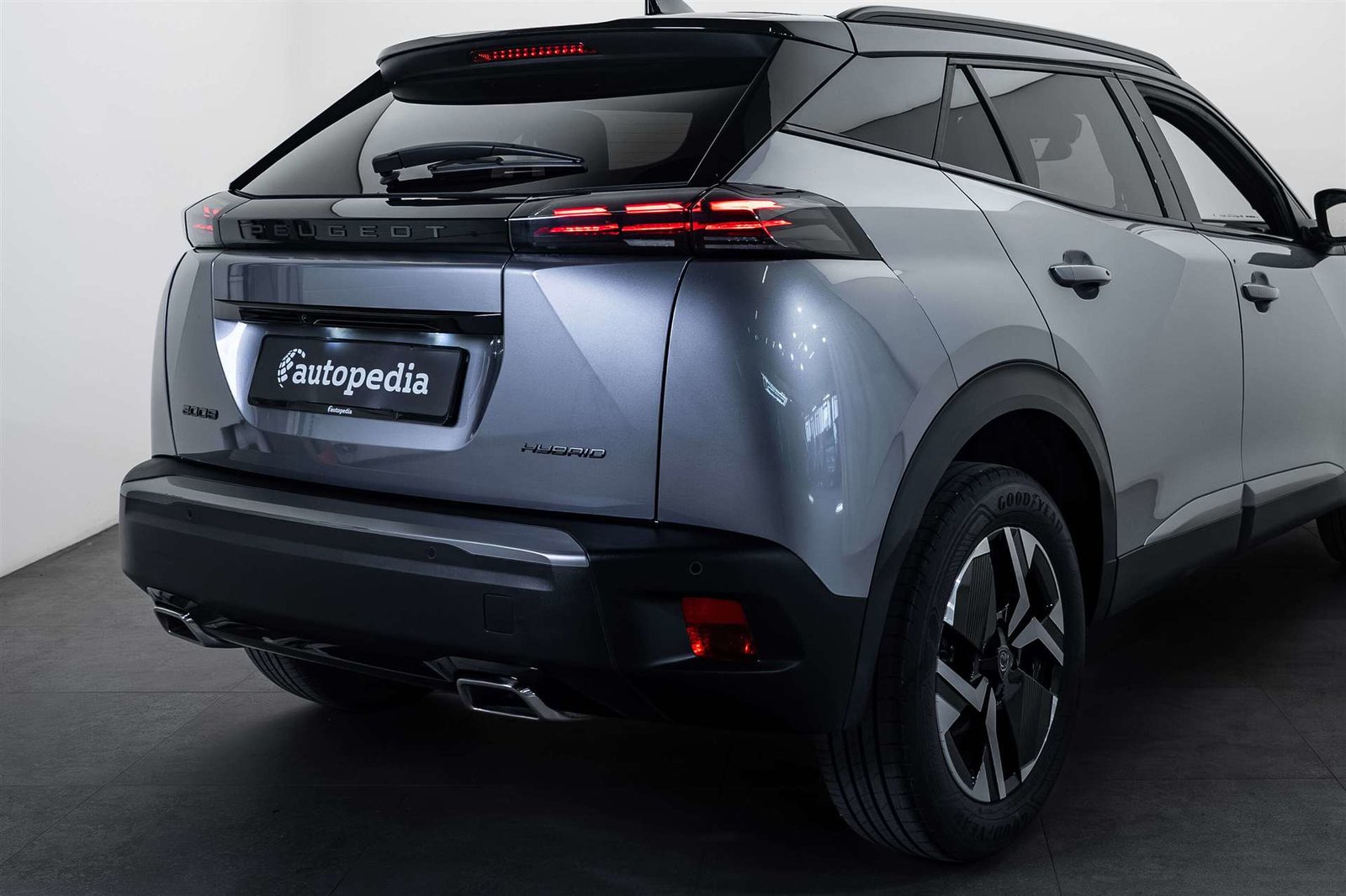 PEUGEOT 2008 1.2 145 MHEV GT Automat, Mild-Hybrid Benzin/Elektro, Occasion / Gebraucht, Automatik - 4