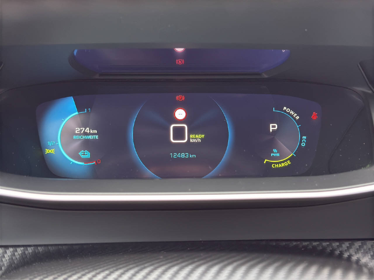 PEUGEOT 2008 e-Allure Pack, Elektro, Occasion / Gebraucht, Automatik - 6