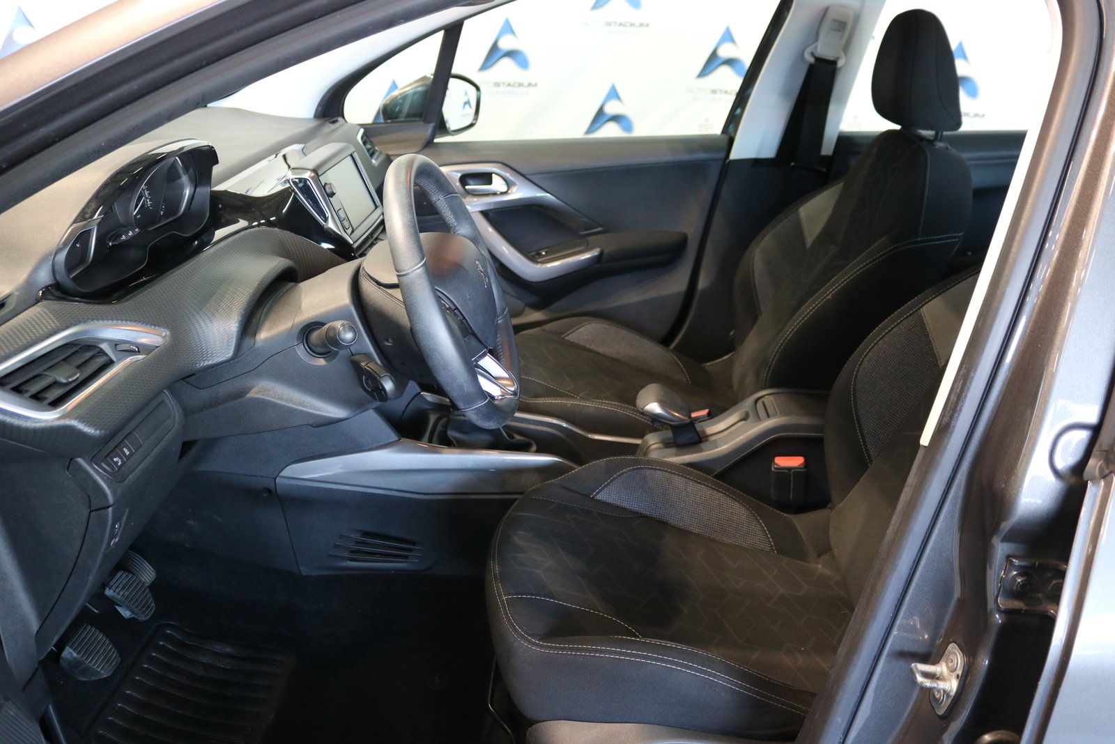 PEUGEOT 2008 1.2 PureTech Active, Benzina, Occasioni / Usate, Manuale - 3
