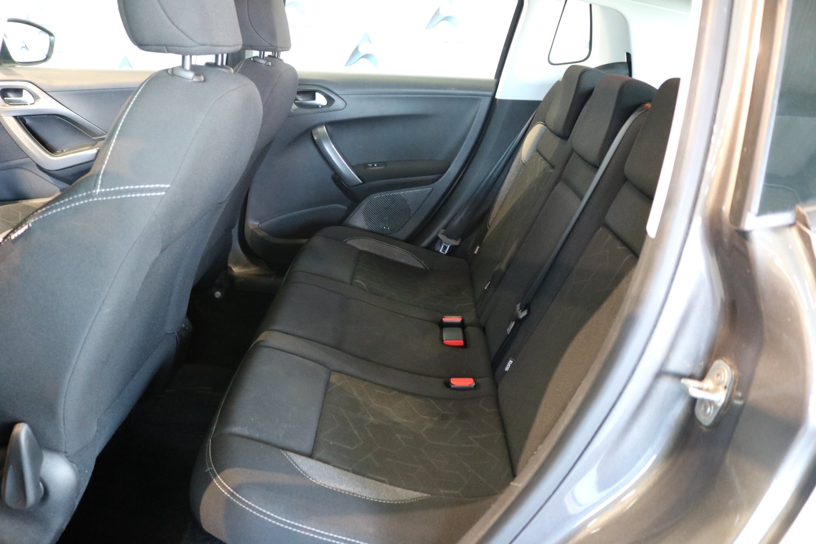PEUGEOT 2008 1.2 PureTech Active, Benzina, Occasioni / Usate, Manuale - 4