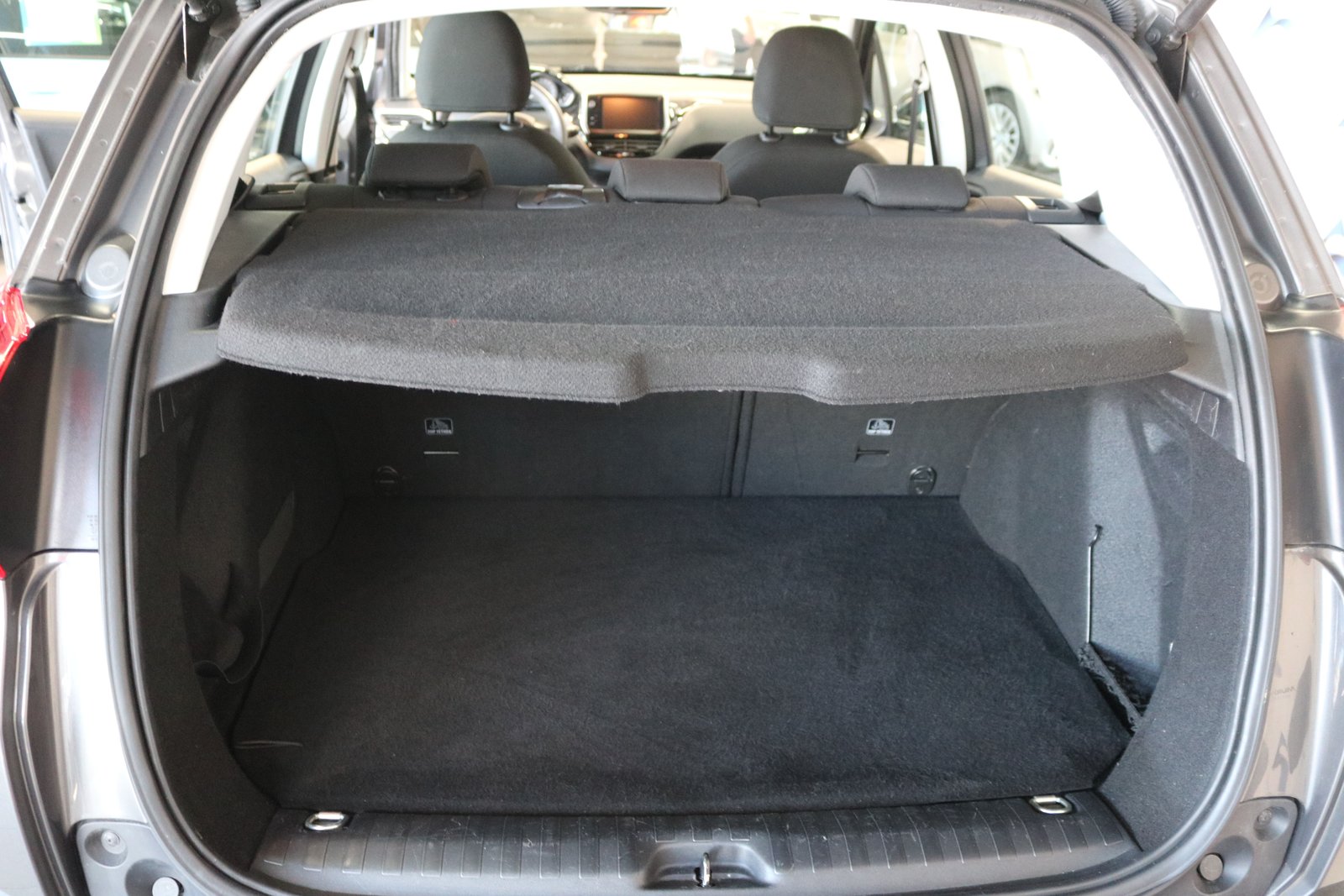 PEUGEOT 2008 1.2 PureTech Active, Benzina, Occasioni / Usate, Manuale - 5