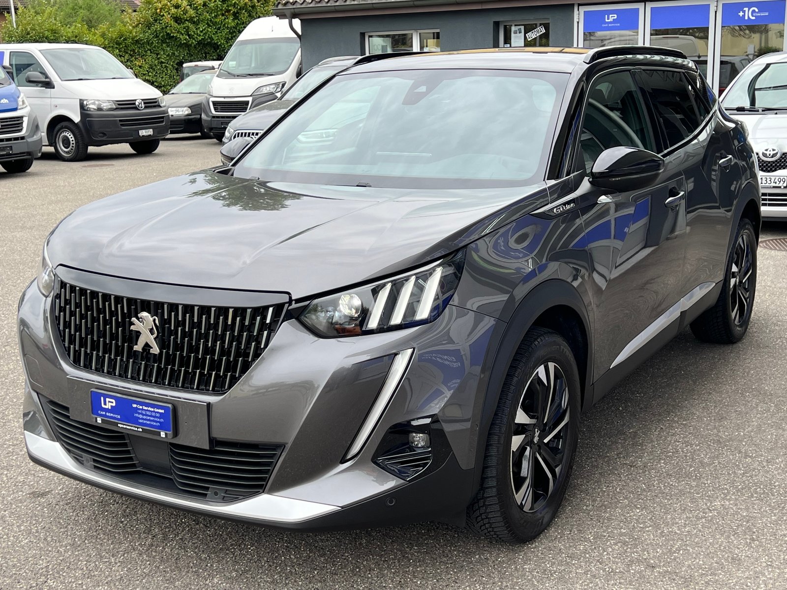 PEUGEOT 2008 1.2 PureTech 130 GT Line, Petrol, Second hand / Used, Manual - 2