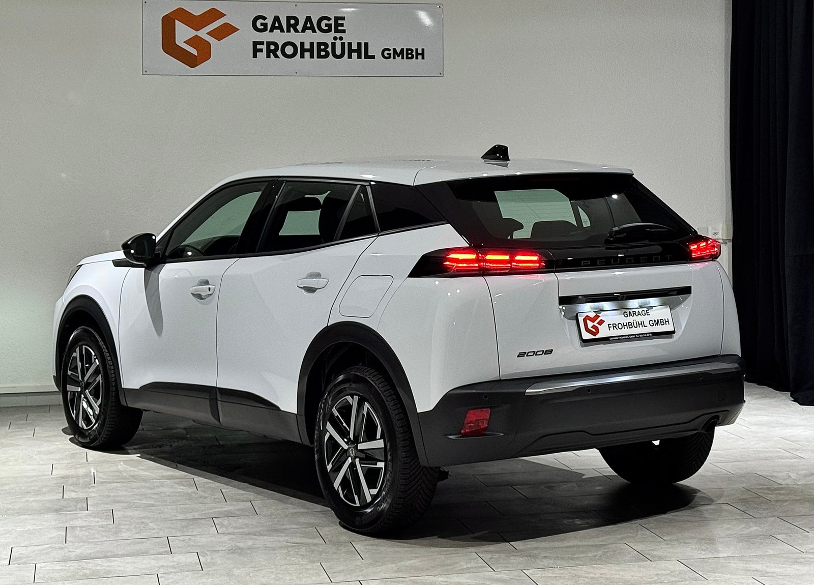 PEUGEOT 2008 1.2 PureTech Active Pack CH 1.Hand, Benzin, Occasion / Gebraucht, Handschaltung - 5