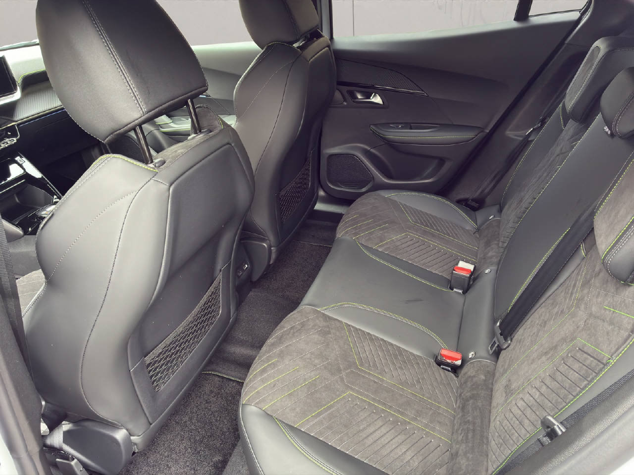 PEUGEOT 2008 1.2 Hybrid 145 PS GT, Hybride Leggero Benzina/Elettrica, Occasioni / Usate, Automatico - 7
