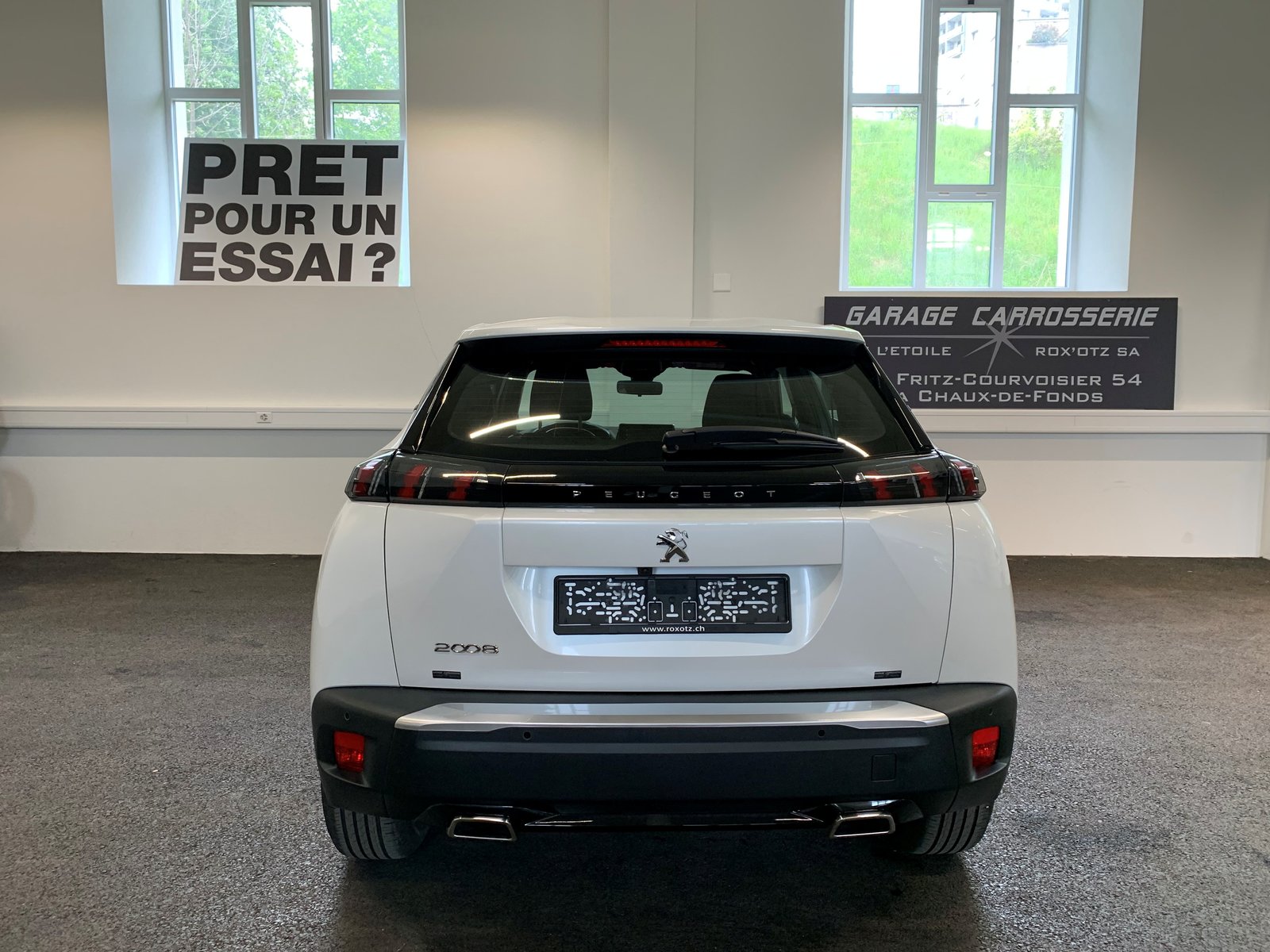 PEUGEOT 2008 1.2 PureTech Active Pack EAT8, Petrol, Second hand / Used, Automatic - 7
