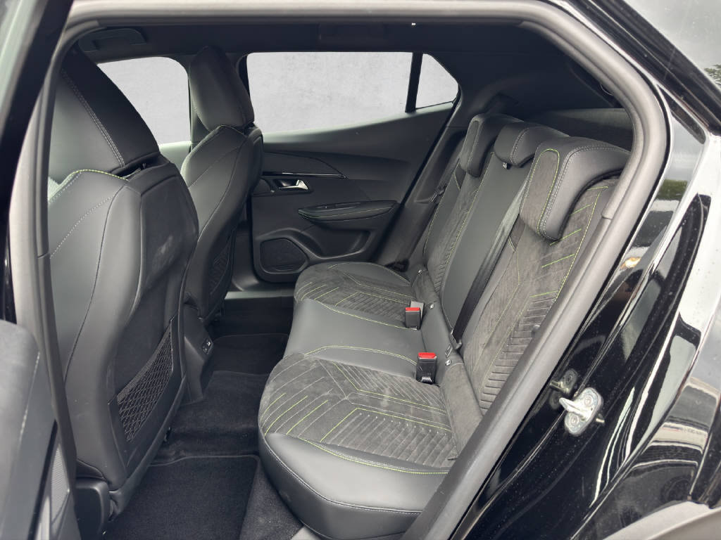 PEUGEOT 2008 1.2 PureTech 130 GT, Benzina, Occasioni / Usate, Automatico - 7