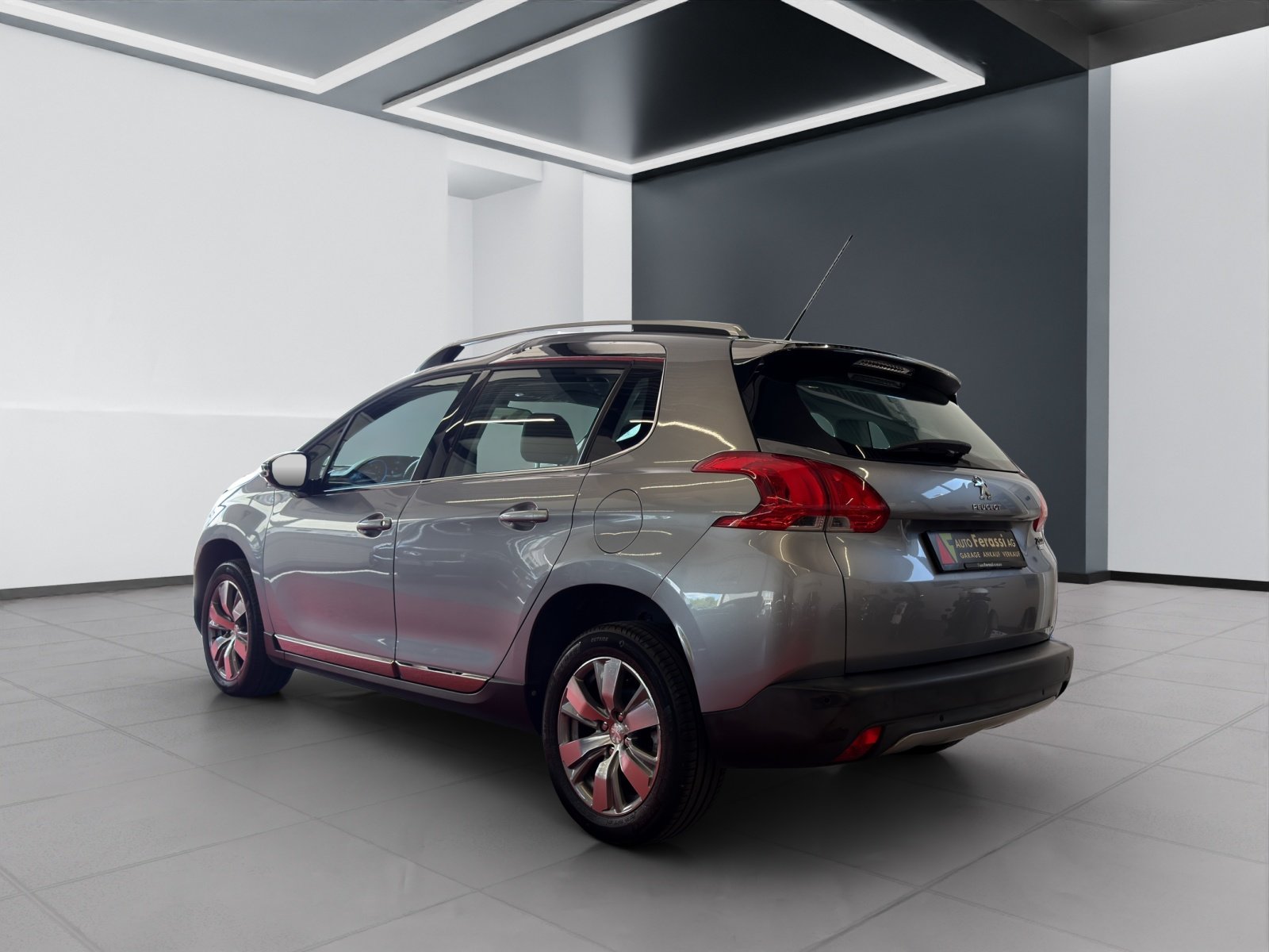 PEUGEOT 2008 1.6 e-HDi Allure EGS6, Diesel, Second hand / Used, Automatic - 4