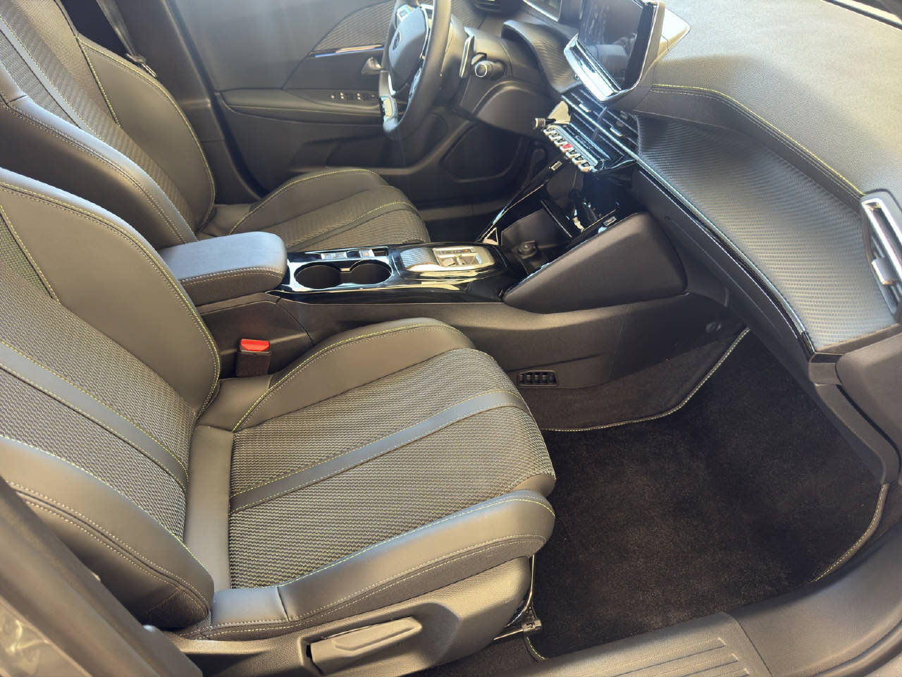 PEUGEOT 2008 1.2 Hybrid GT 145PS, Hybride Leggero Benzina/Elettrica, Occasioni / Usate, Automatico - 7