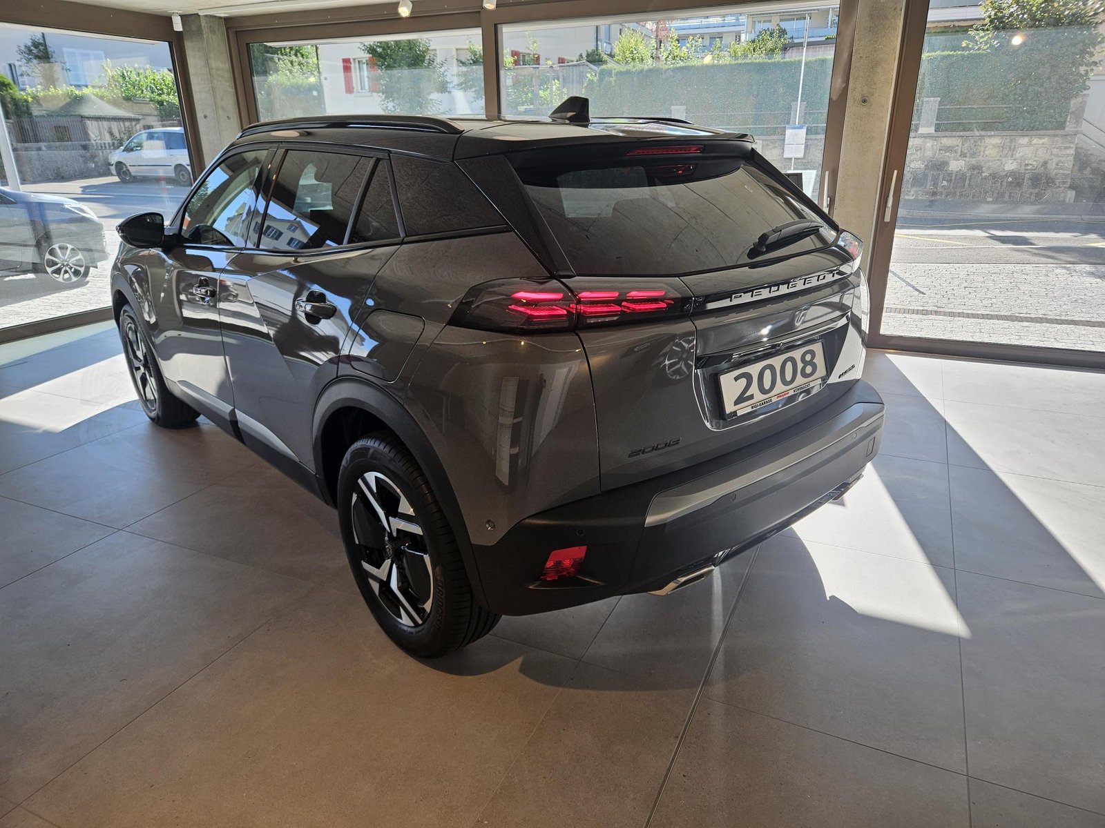 PEUGEOT 2008 1.2 Hybrid 145 GT, Hybride Leggero Benzina/Elettrica, Occasioni / Usate, Automatico - 2