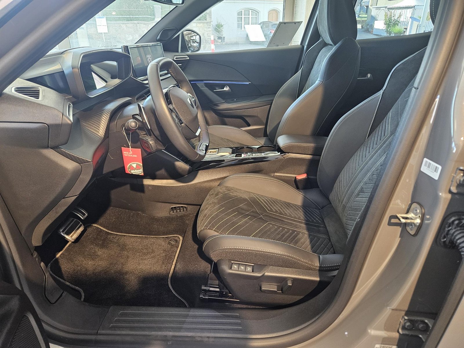 PEUGEOT 2008 1.2 Hybrid 145 GT, Hybride Leggero Benzina/Elettrica, Occasioni / Usate, Automatico - 5