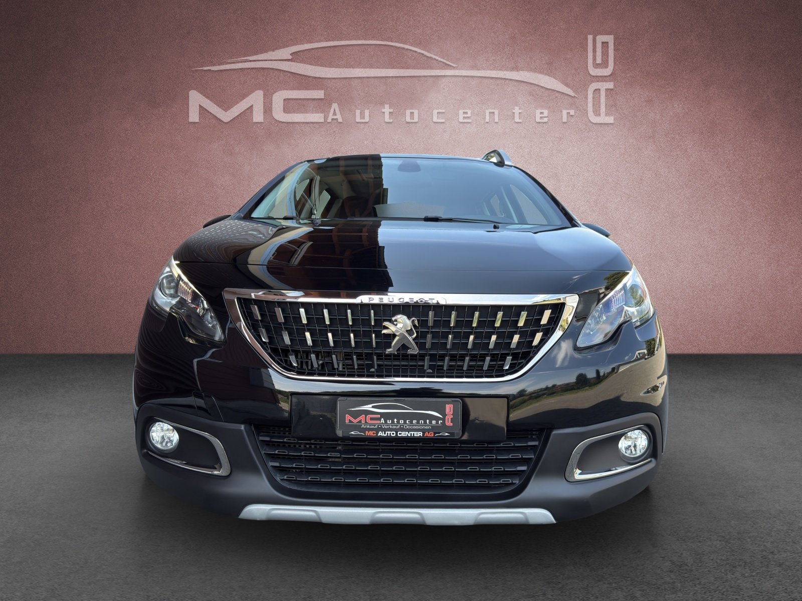 PEUGEOT 2008 1.2 PureTech Allure, Petrol, Second hand / Used, Manual - 4