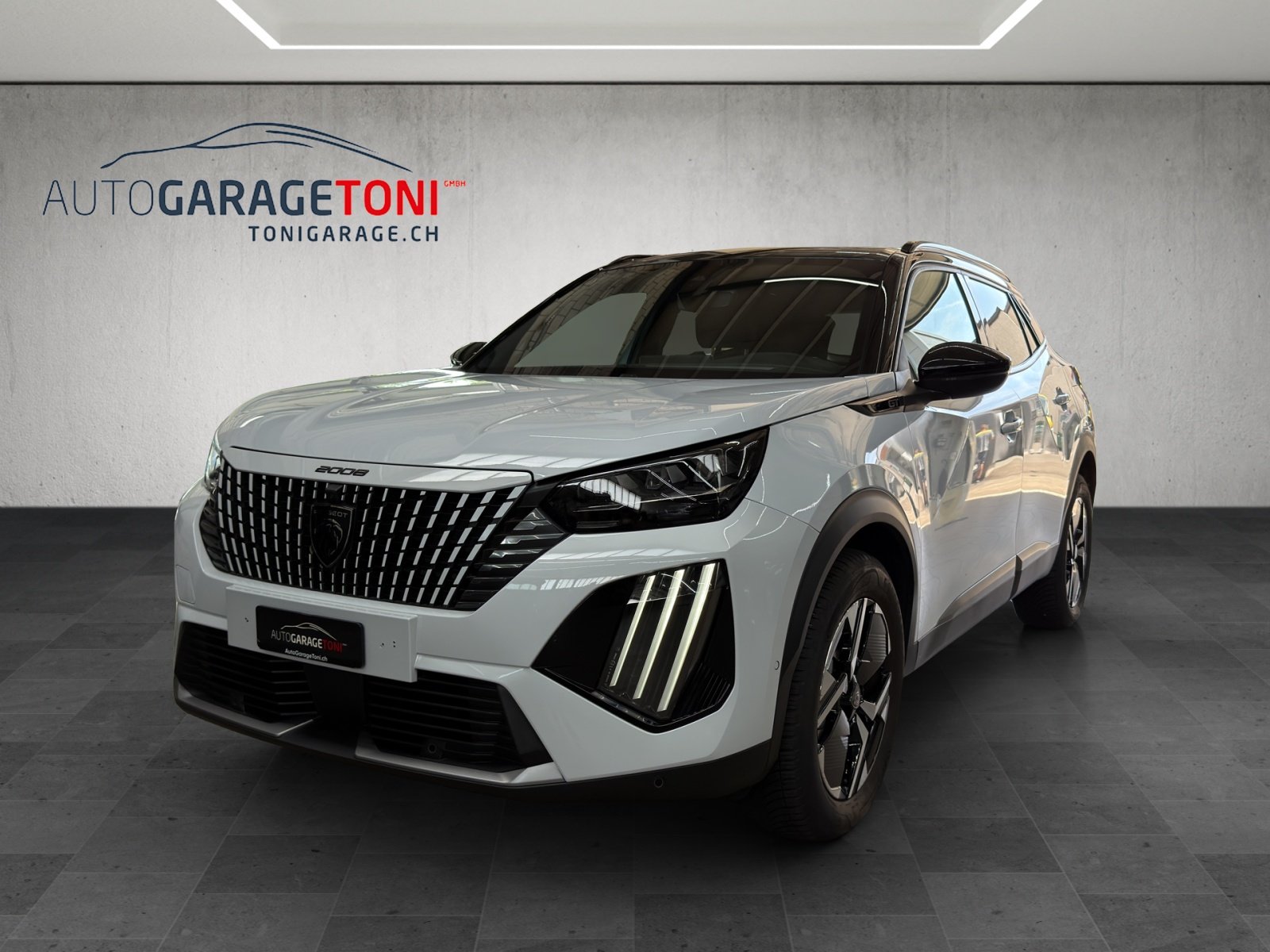PEUGEOT 2008 1.2 PureTech GT