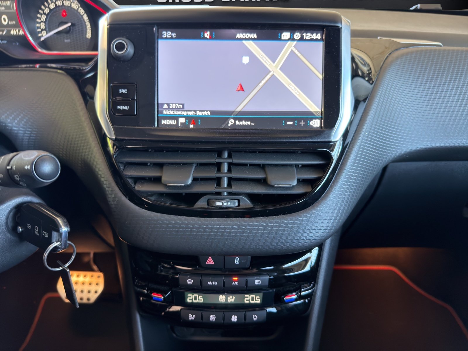 PEUGEOT 2008 1.2 PureTech GT Line, Essence, Occasion / Utilisé, Automatique - 7