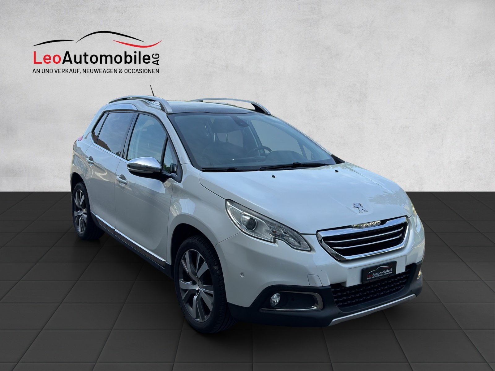 PEUGEOT 2008 1.2 PureTech Allure, Petrol, Second hand / Used, Manual - 6