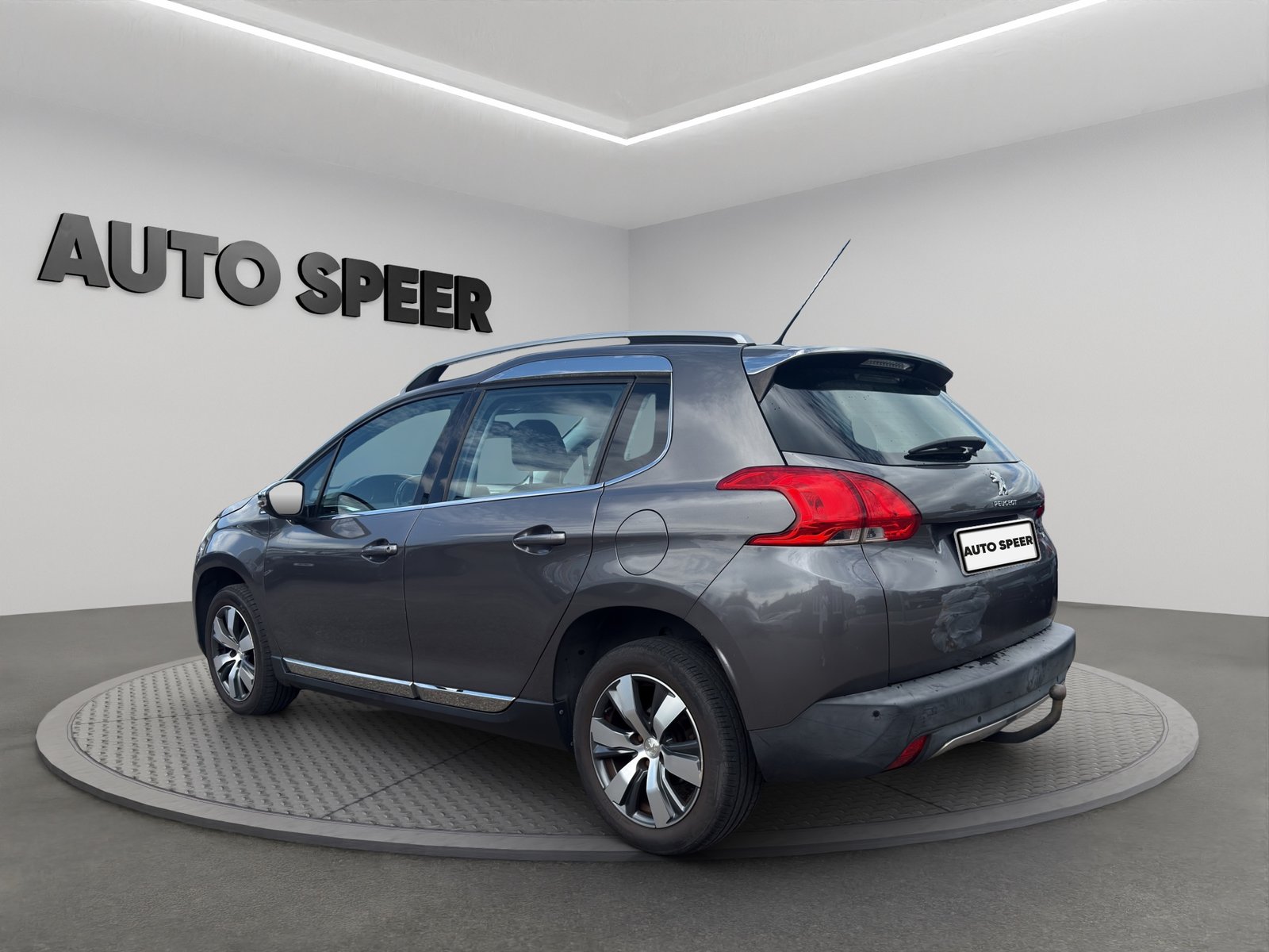 PEUGEOT 2008 1.6 e-HDi 115 Allure, Diesel, Second hand / Used, Manual - 6