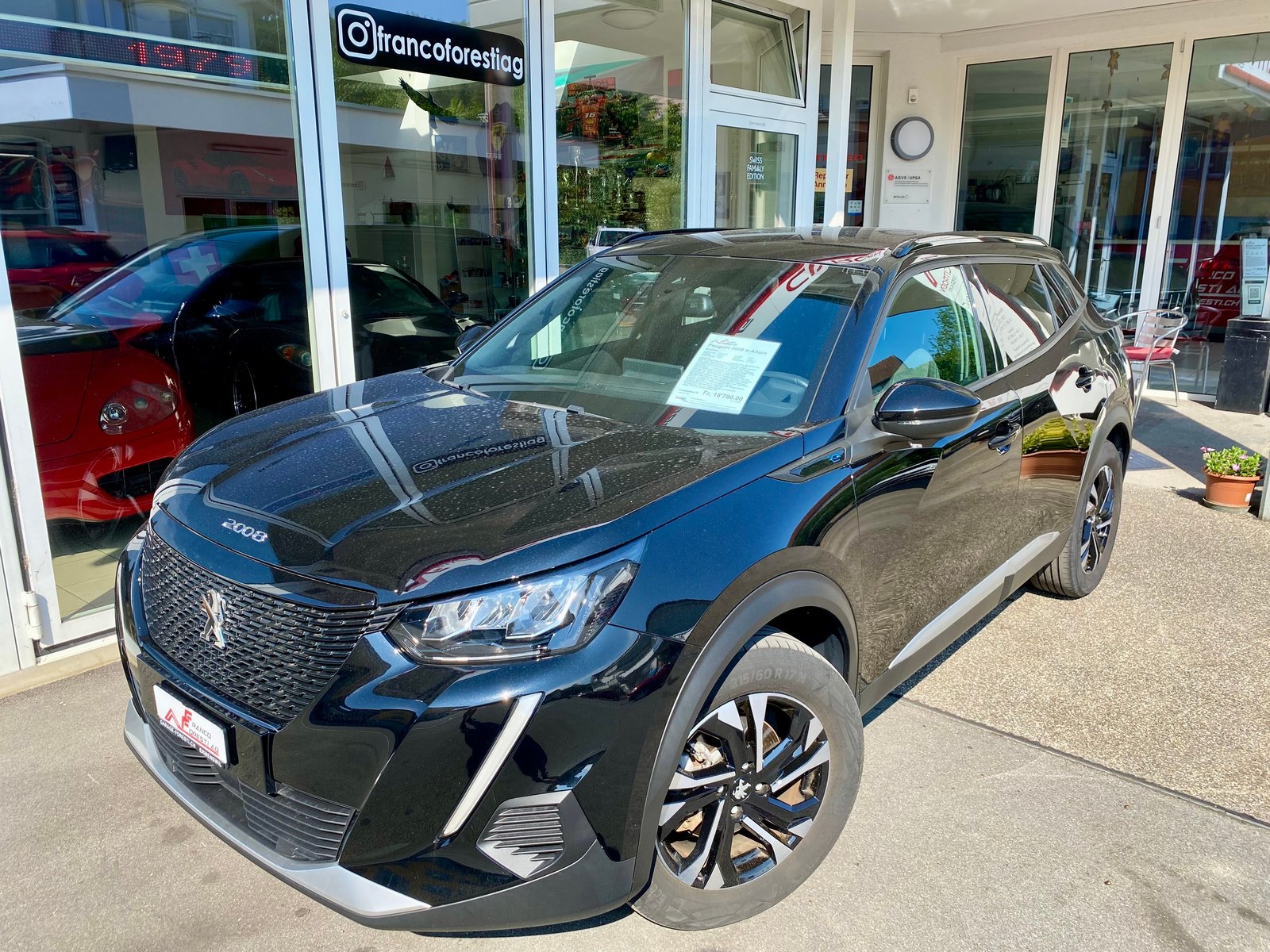 PEUGEOT 2008 e Allure, Elettrica, Occasioni / Usate, Automatico - 2