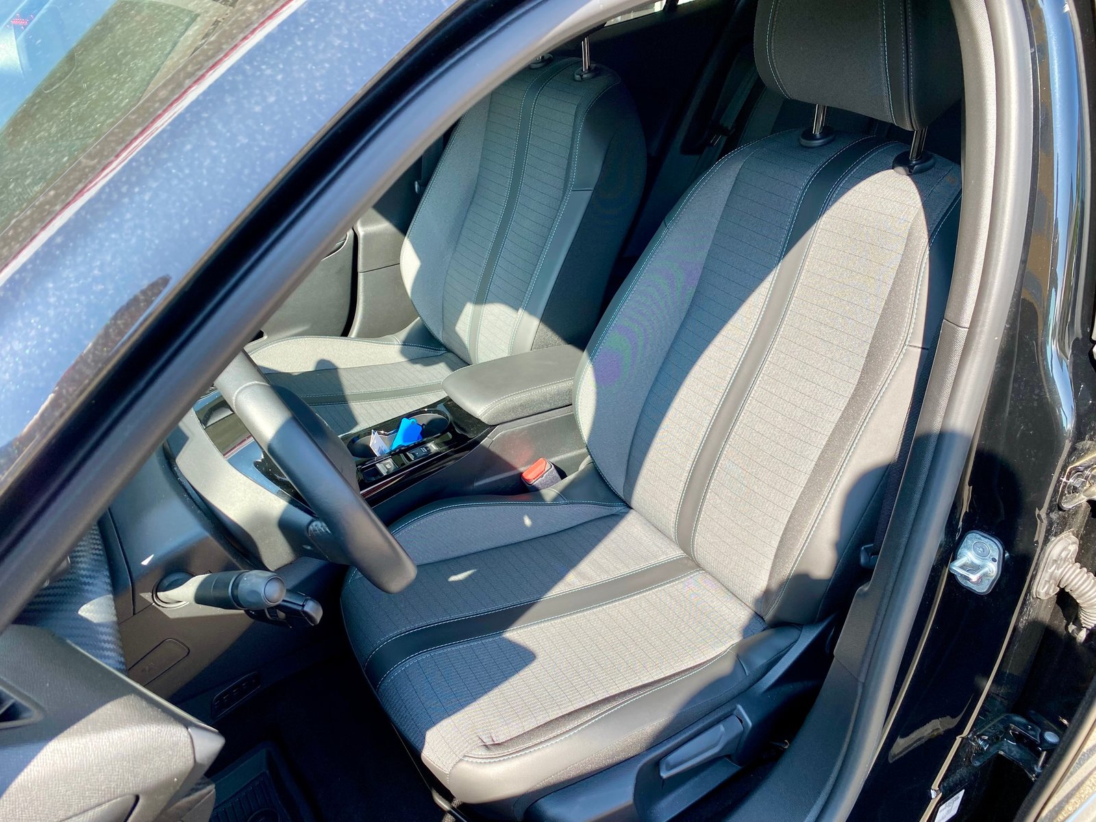 PEUGEOT 2008 e Allure, Elettrica, Occasioni / Usate, Automatico - 4