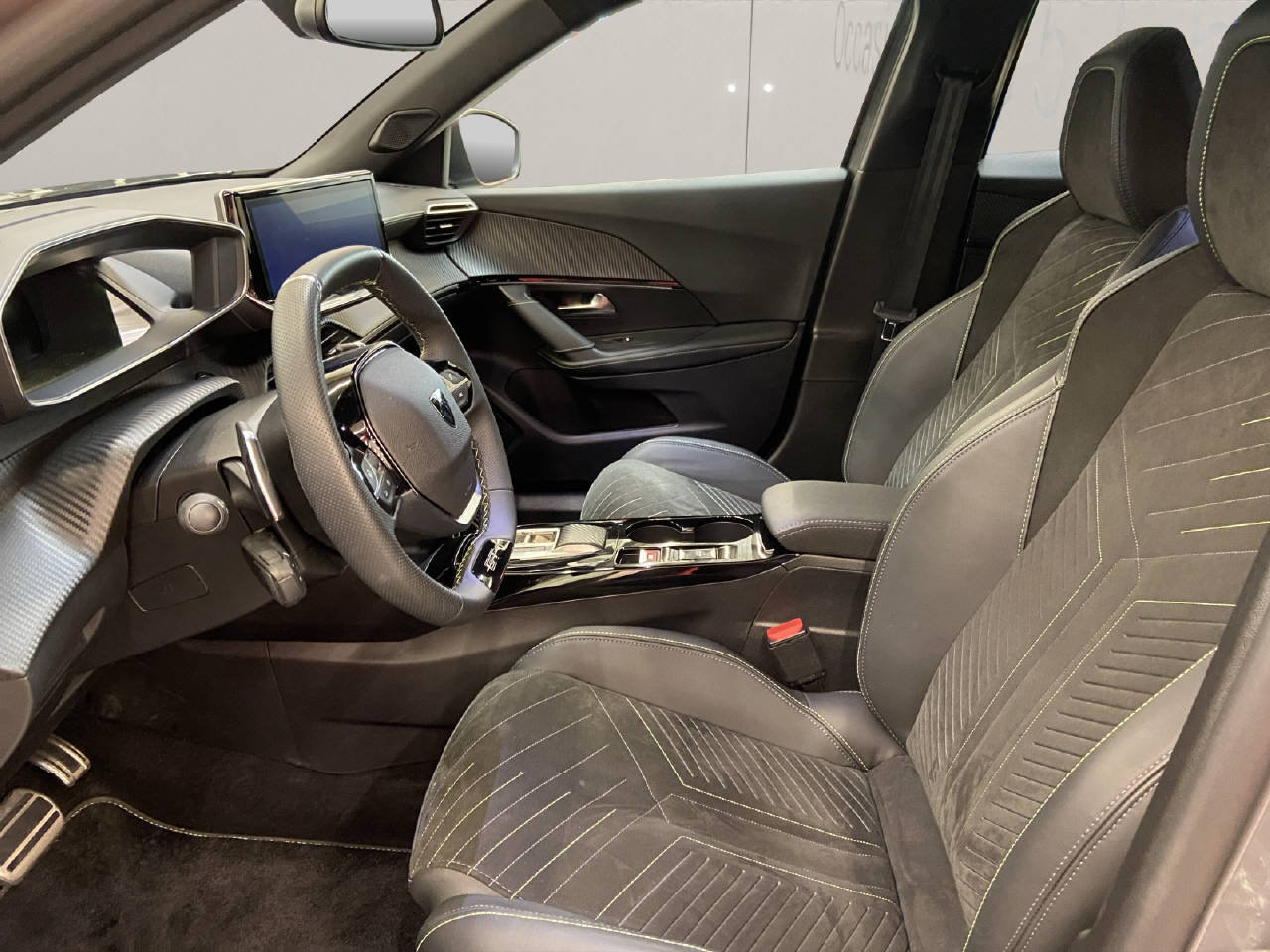 PEUGEOT 2008 1.2 PureTech 130 GT, Essence, Occasion / Utilisé, Automatique - 5