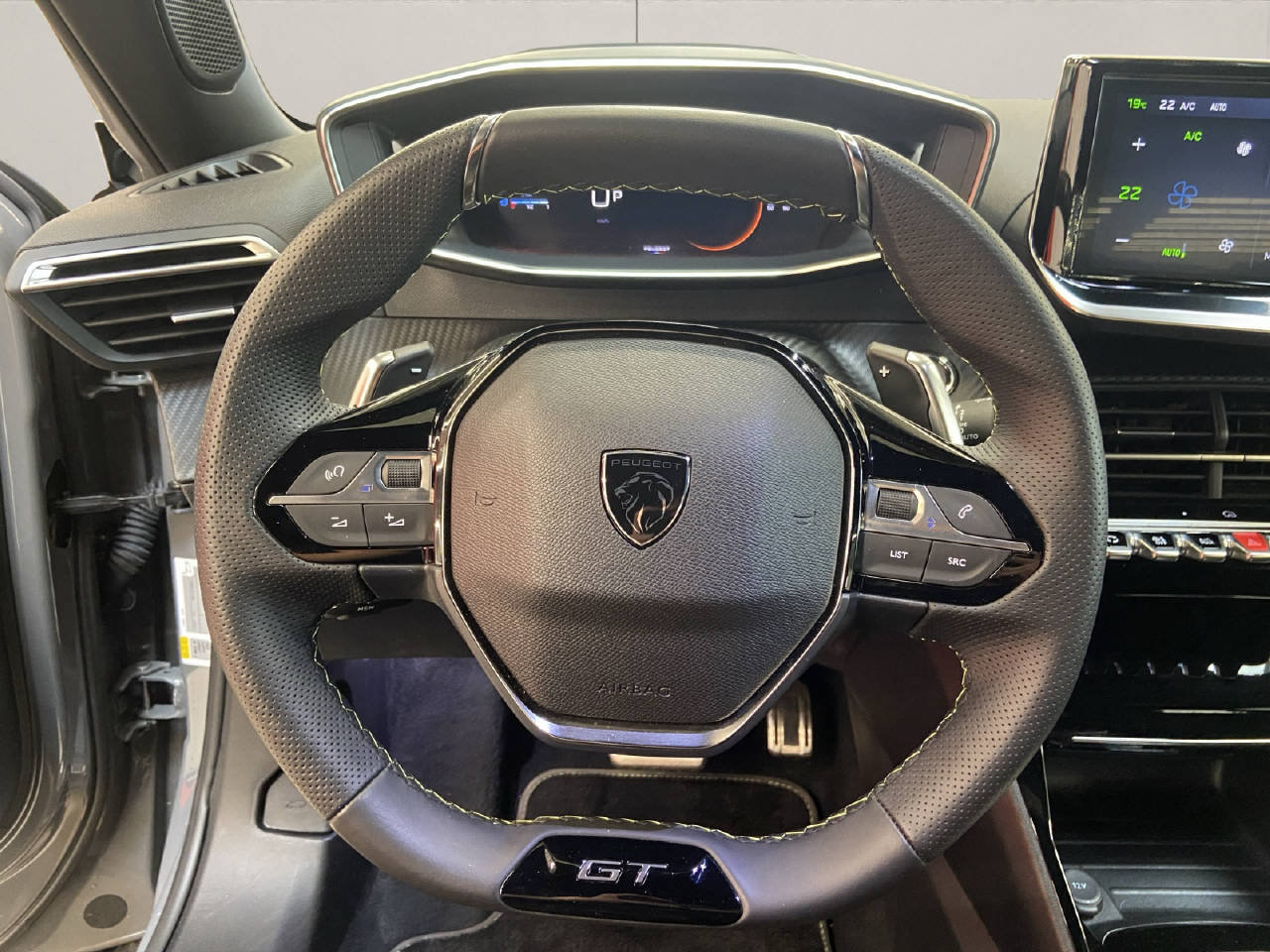 PEUGEOT 2008 1.2 PureTech 130 GT, Essence, Occasion / Utilisé, Automatique - 7