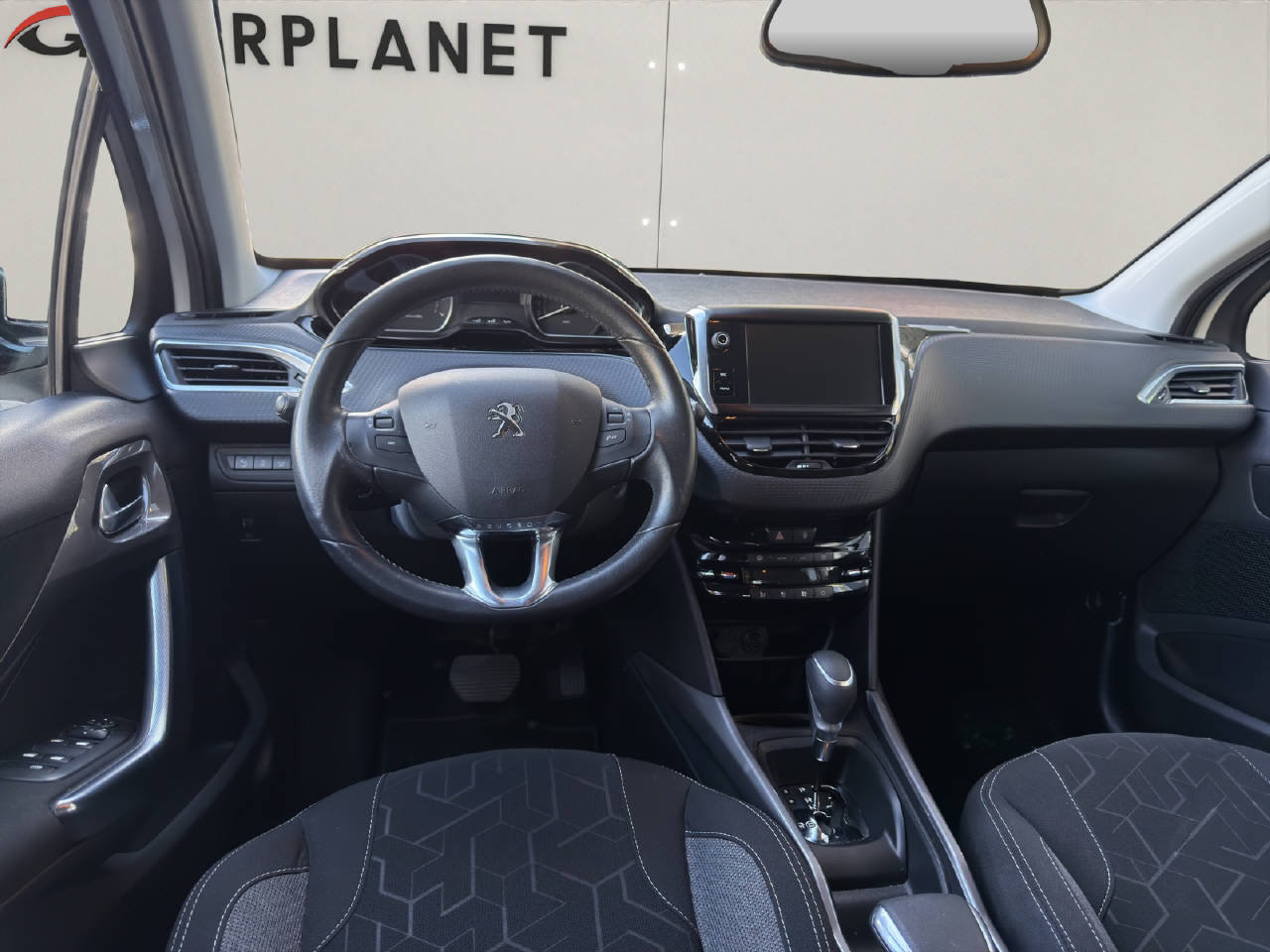 PEUGEOT 2008 1.2 PureTech 110 PS Style Automat, Benzin, Occasion / Gebraucht, Automatik - 5