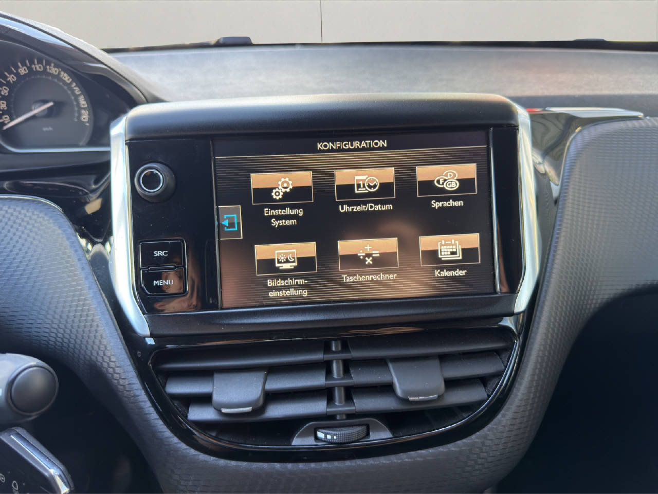 PEUGEOT 2008 1.2 PureTech 110 PS Style Automat, Benzin, Occasion / Gebraucht, Automatik - 7