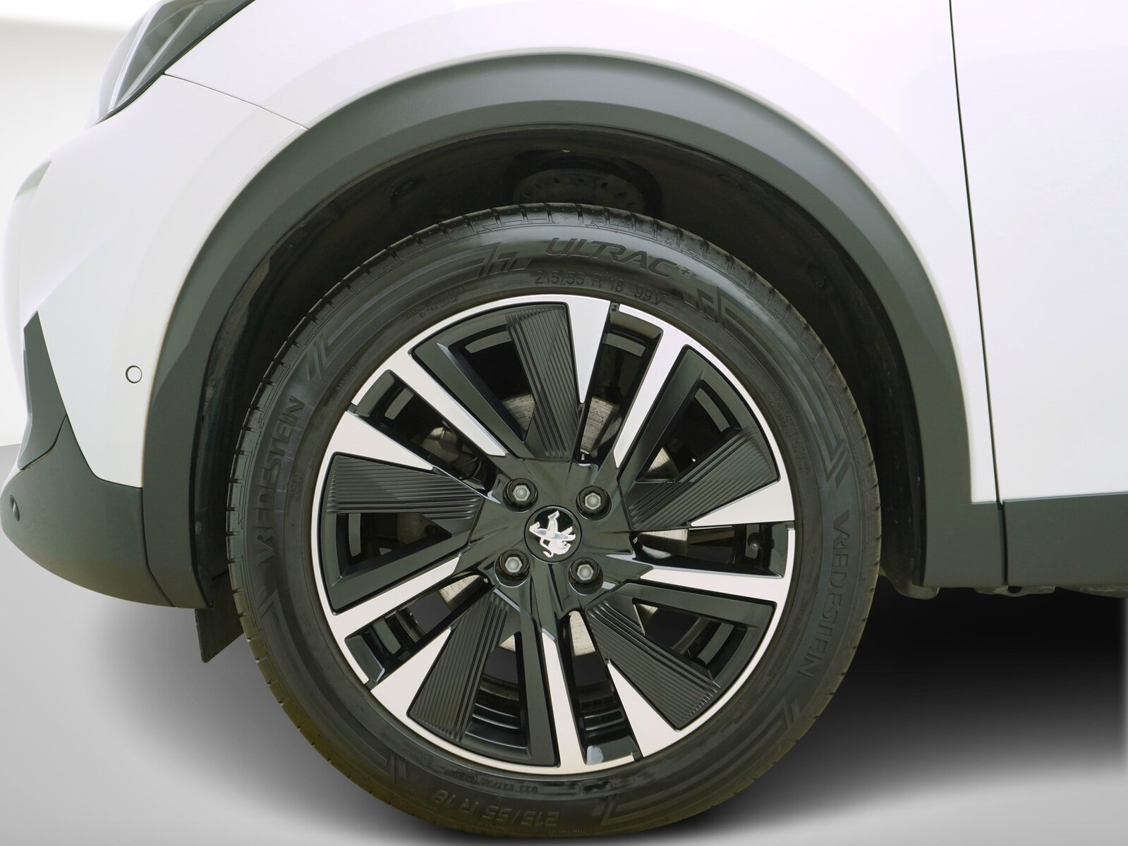 PEUGEOT 2008 e-GT, Elektro, Occasion / Gebraucht, Automatik - 7