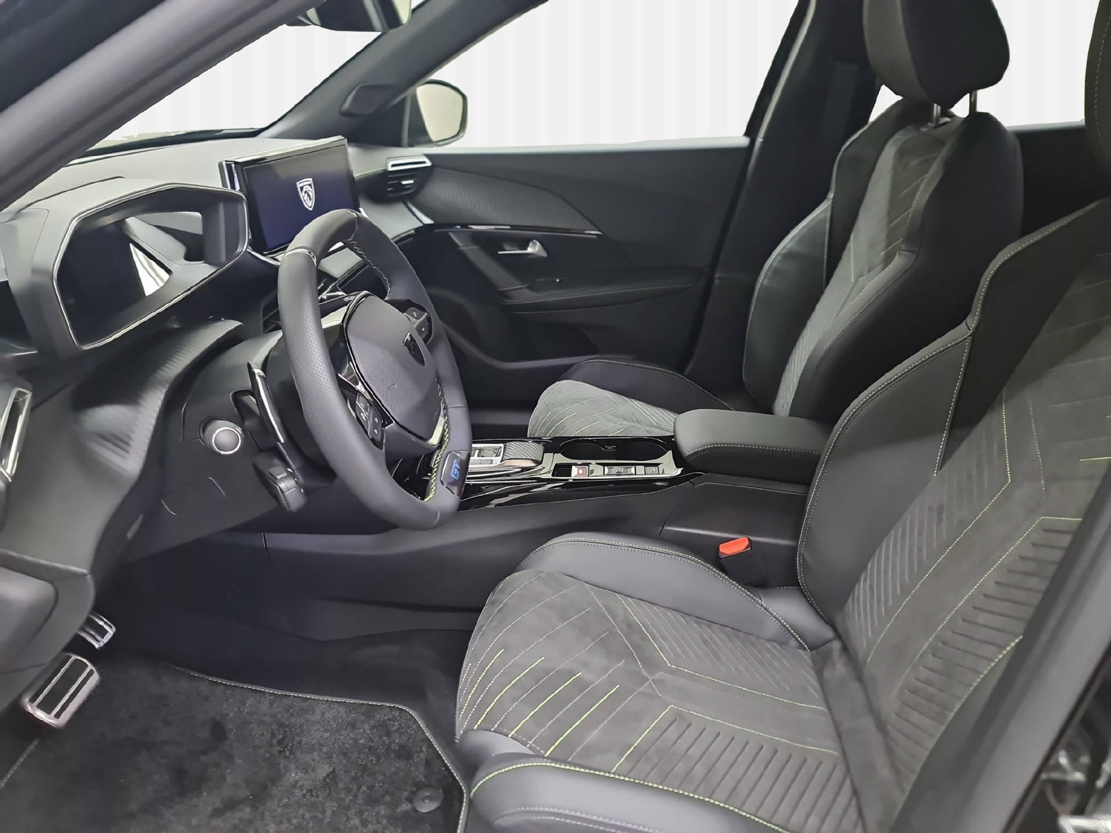 PEUGEOT 2008 1.2 PureTech 130 GT, Essence, Voiture de démonstration, Automatique - 7