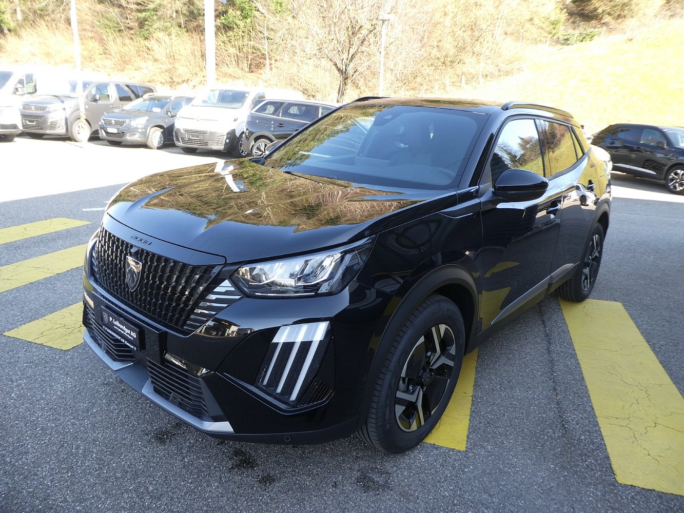 PEUGEOT 2008 1.2 Hybrid 145 Allure Premium, Mild-Hybrid Petrol/Electric, Ex-demonstrator, Automatic - 3