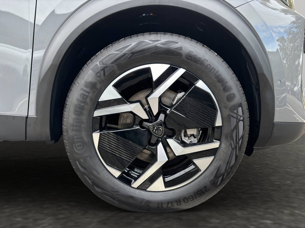 PEUGEOT 2008 e-Allure, Électrique, Voiture de démonstration, Automatique - 5