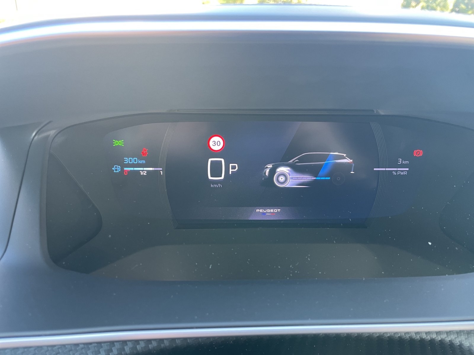 PEUGEOT 2008 1.2 Hybrid GT, Hybride Léger Essence/Électricité, Voiture de démonstration, Automatique - 7
