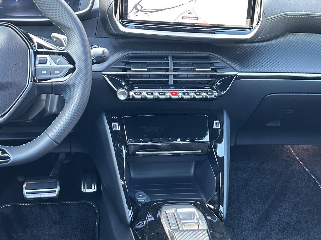 PEUGEOT 2008 1.2 145 MHEV GT, Benzina, Auto dimostrativa, Automatico - 7